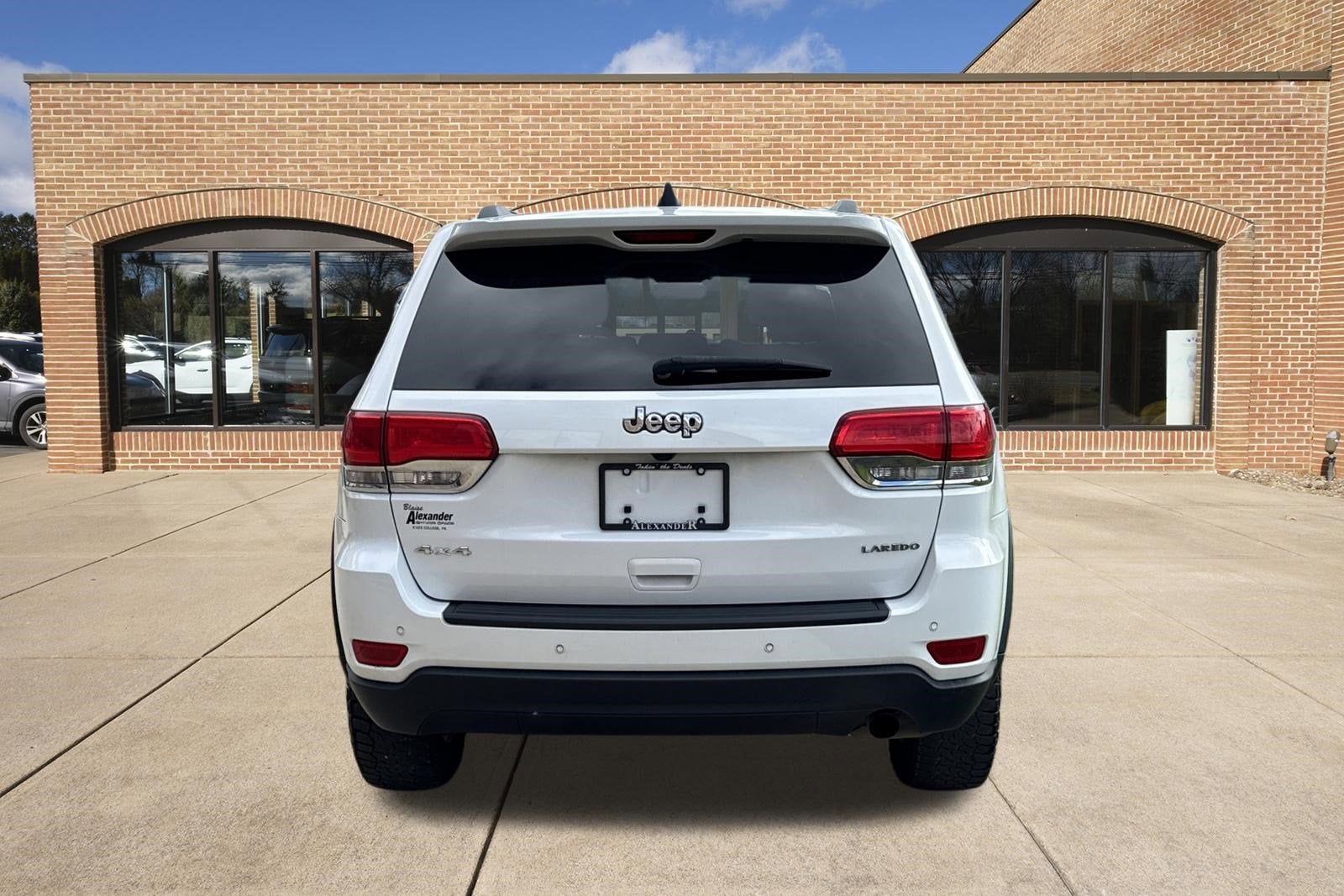 2019 Jeep Grand Cherokee Laredo E