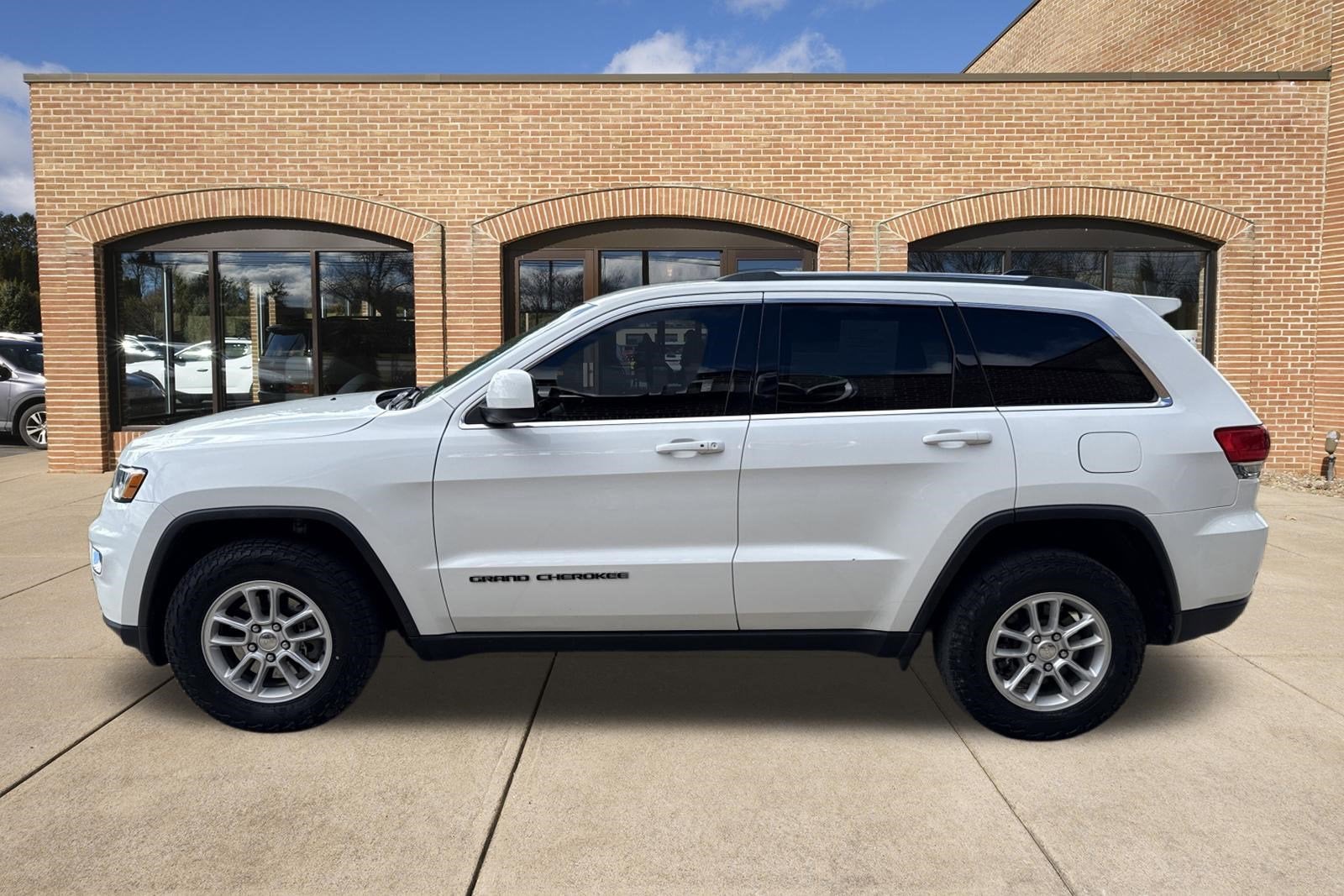 2019 Jeep Grand Cherokee Laredo E