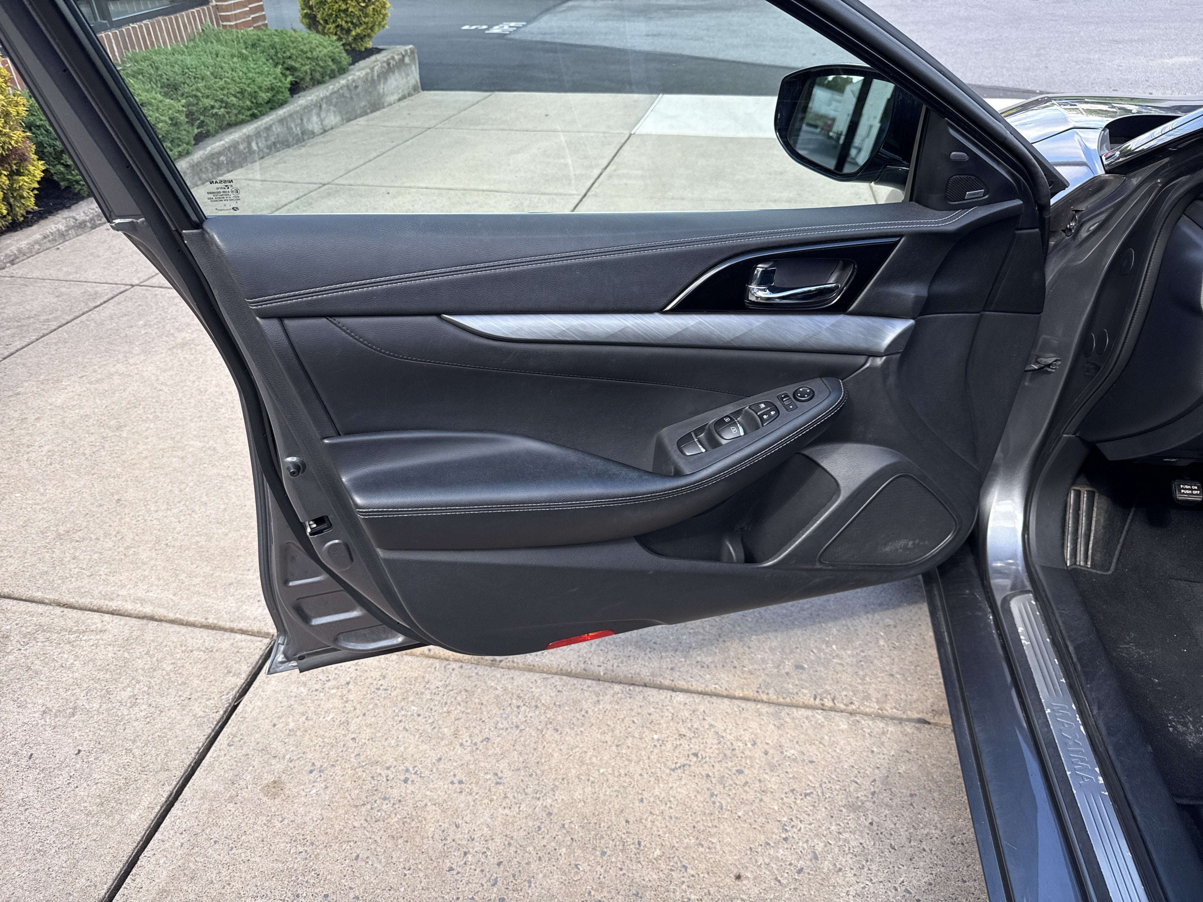 2017 Nissan Maxima SL