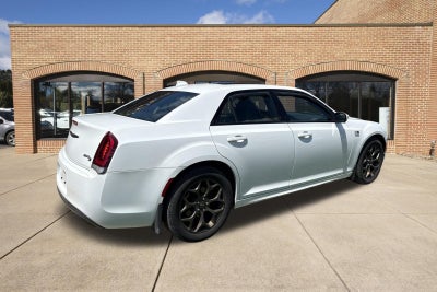 2016 Chrysler 300 300S Alloy Edition