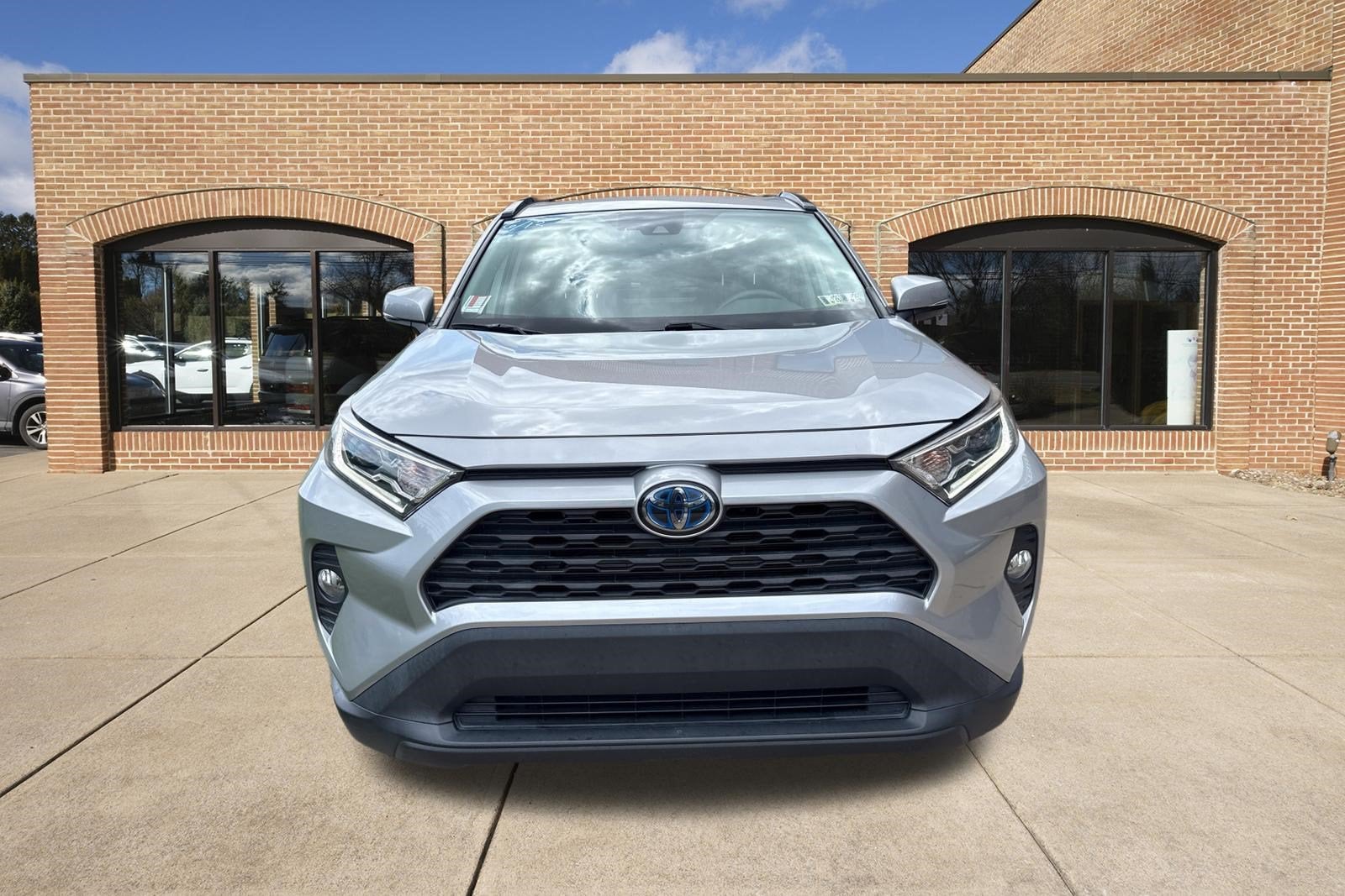 2019 Toyota RAV4 Hybrid XLE