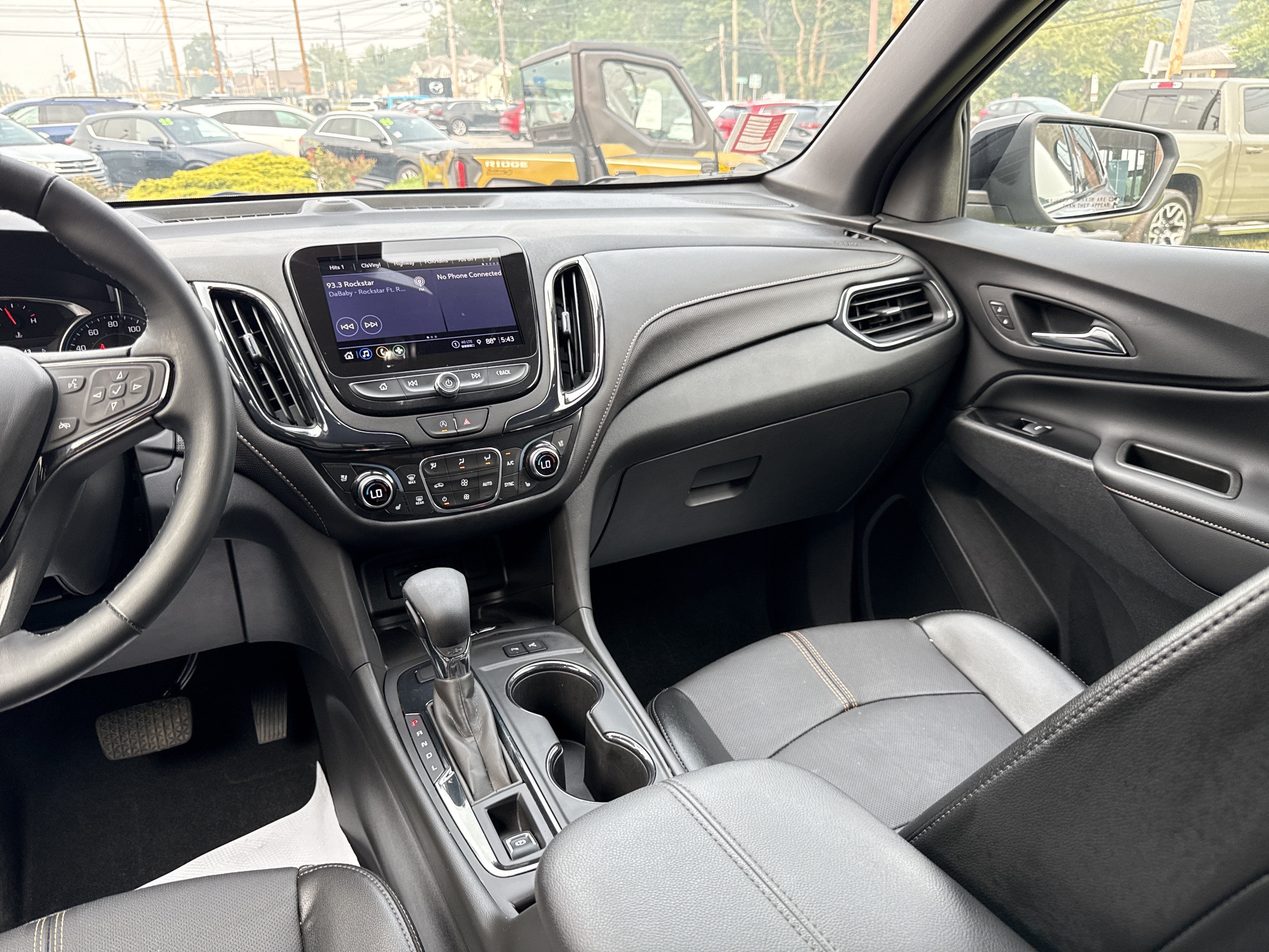 2023 Chevrolet Equinox Premier