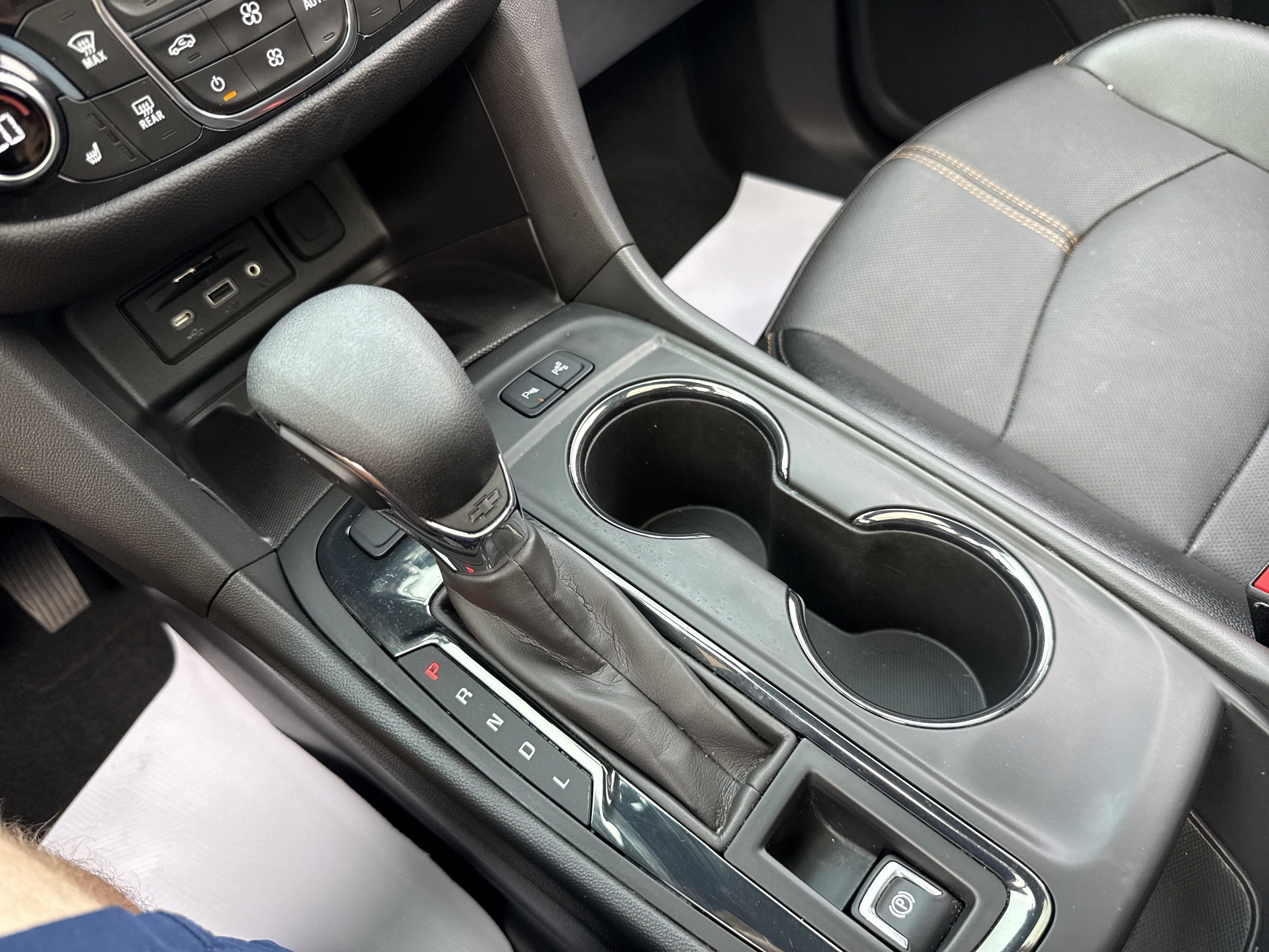 2023 Chevrolet Equinox Premier
