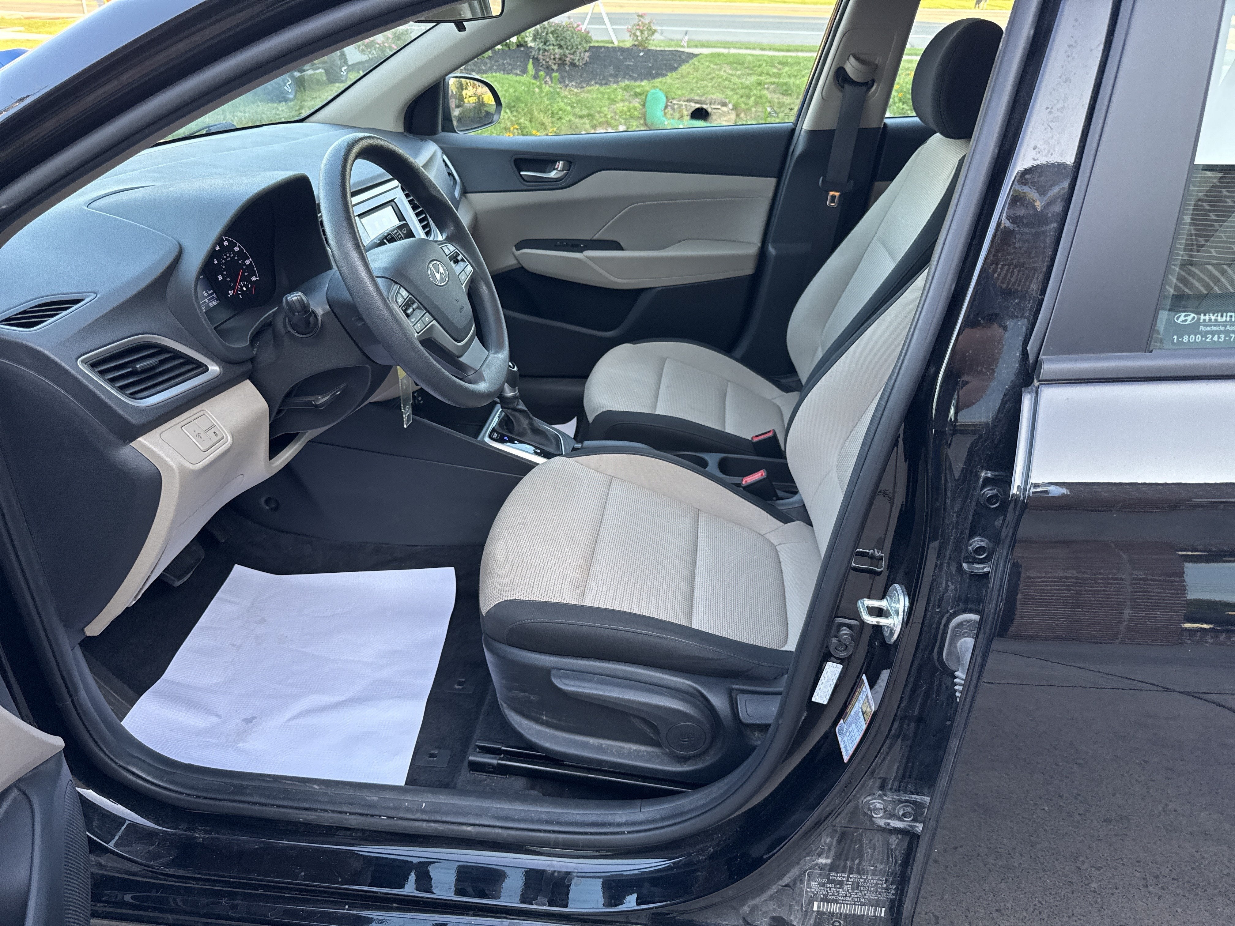 2022 Hyundai ACCENT SE