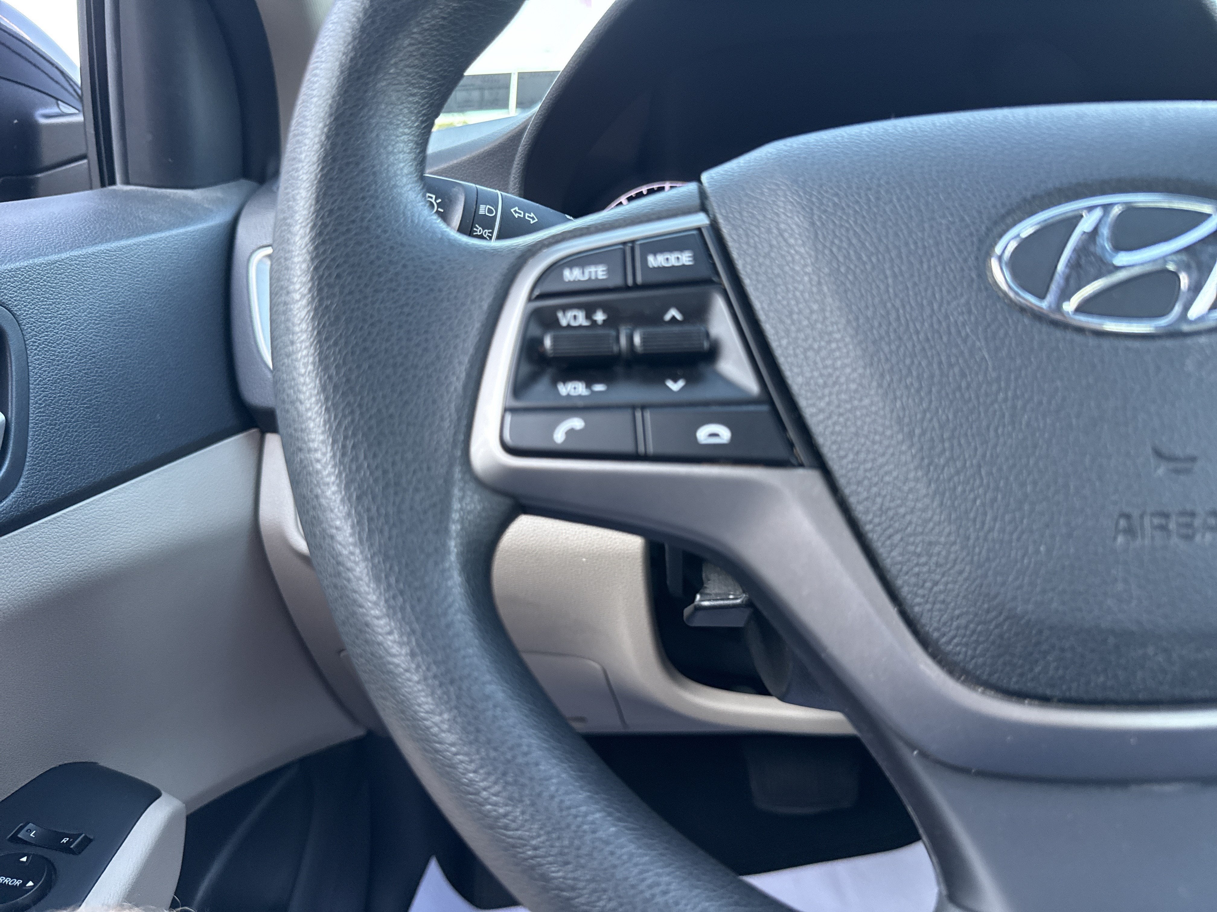 2022 Hyundai ACCENT SE
