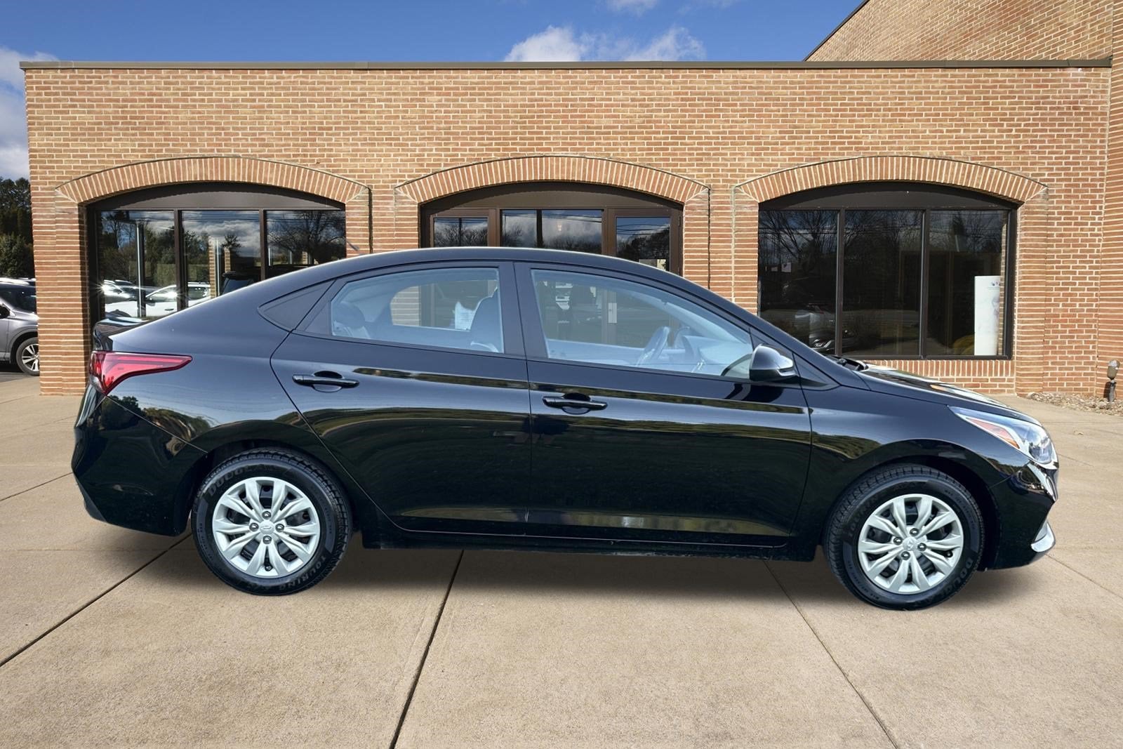 2022 Hyundai ACCENT SE