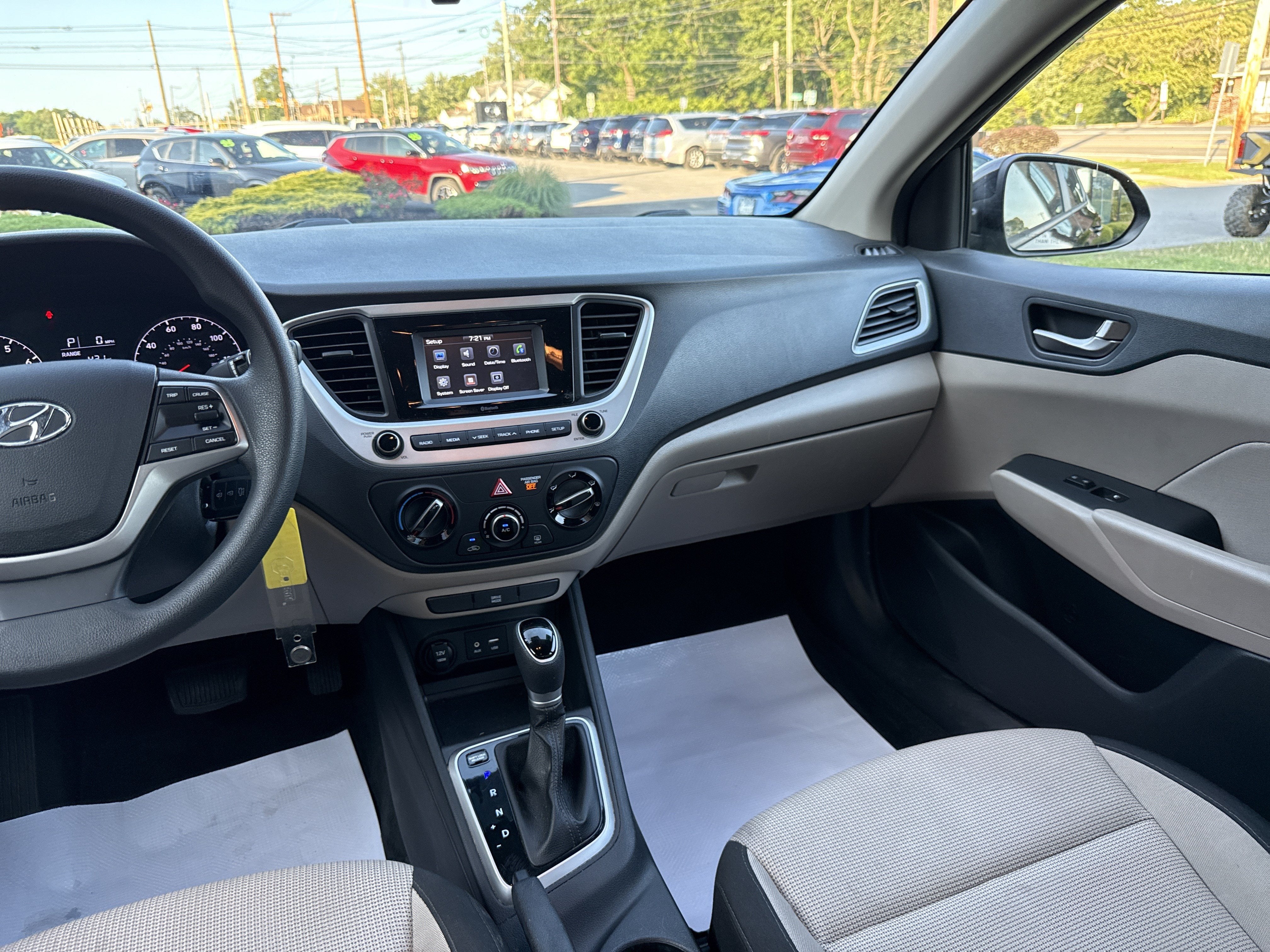 2022 Hyundai ACCENT SE