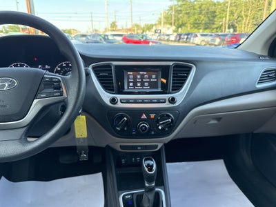 2022 Hyundai ACCENT SE
