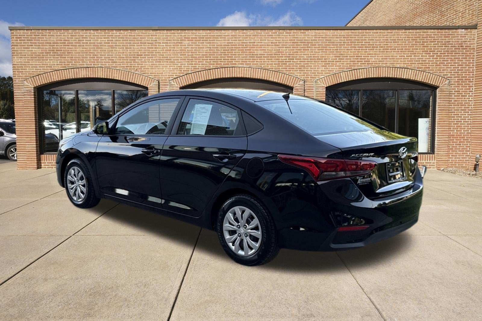 2022 Hyundai ACCENT SE