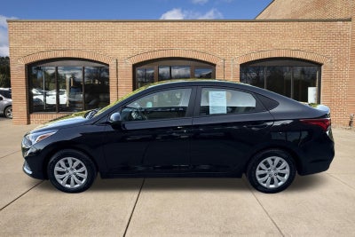 2022 Hyundai ACCENT SE