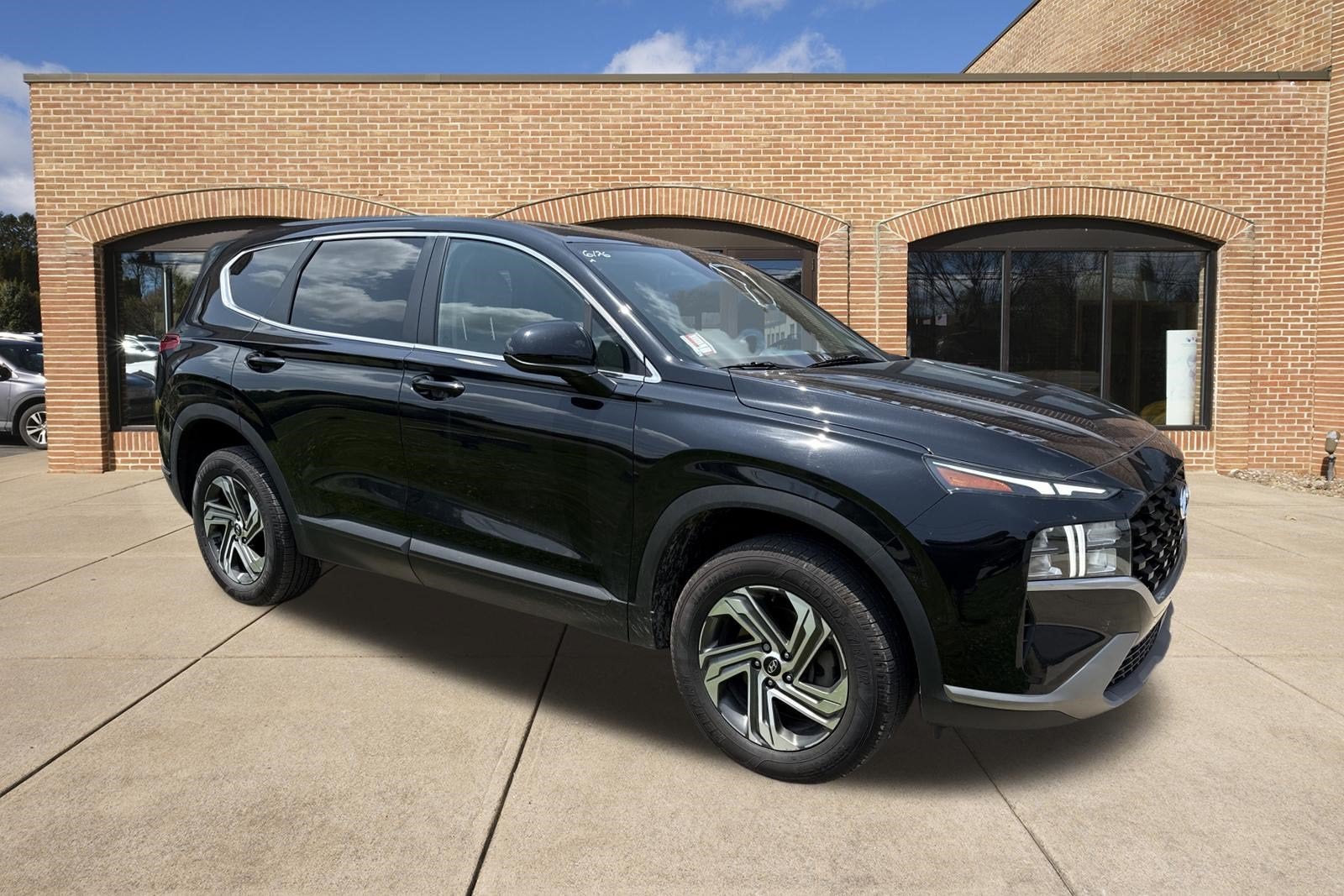 2023 Hyundai SANTA FE SE