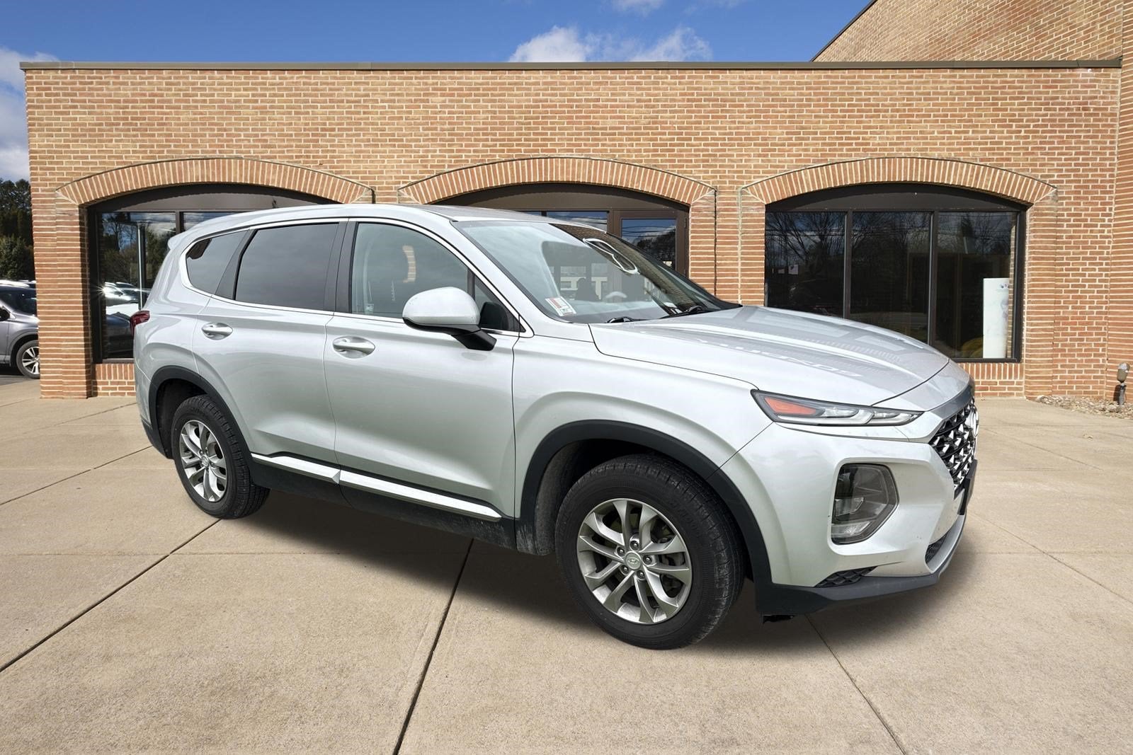 2019 Hyundai SANTA FE SE