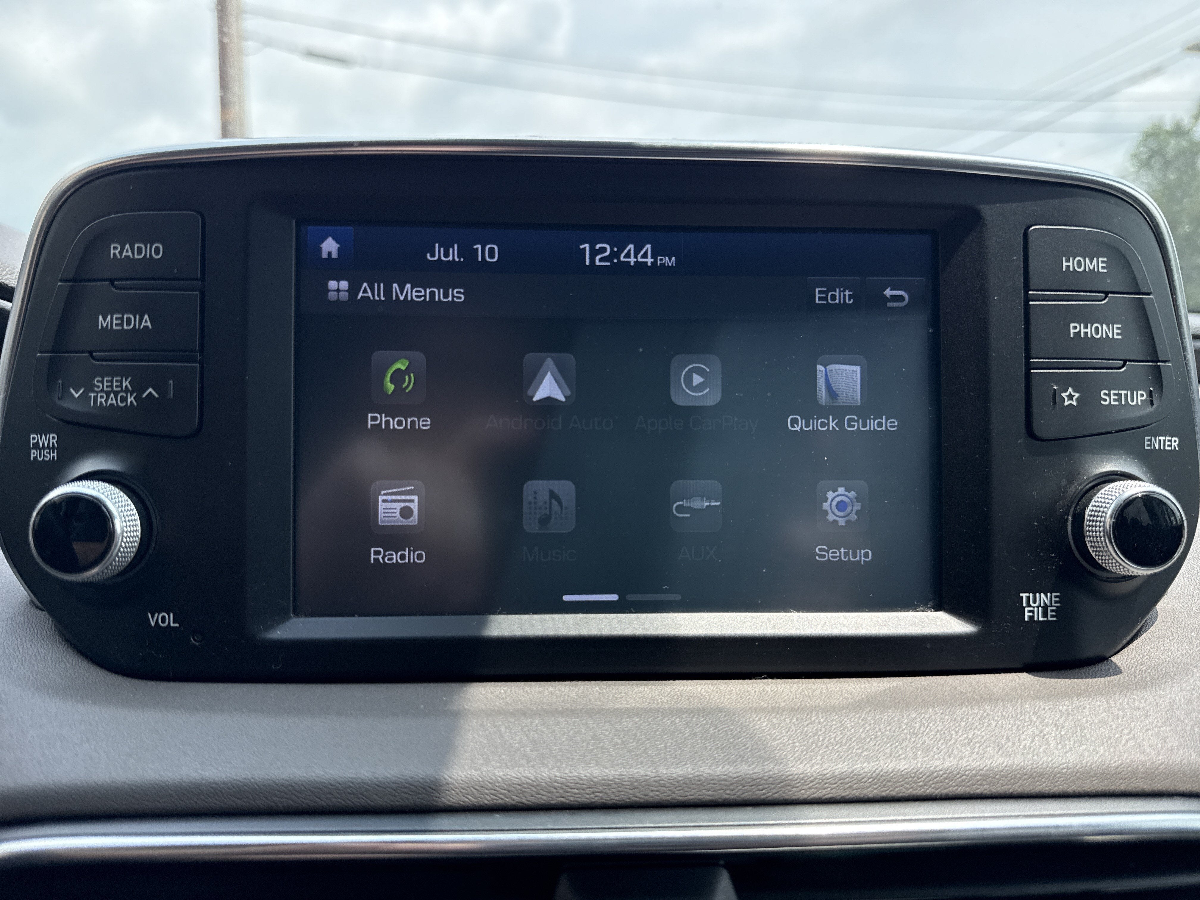 2019 Hyundai SANTA FE SE