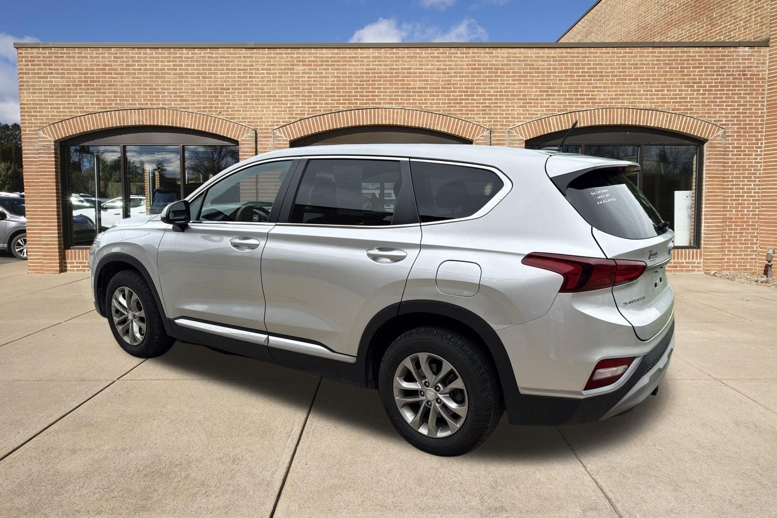 2019 Hyundai SANTA FE SE