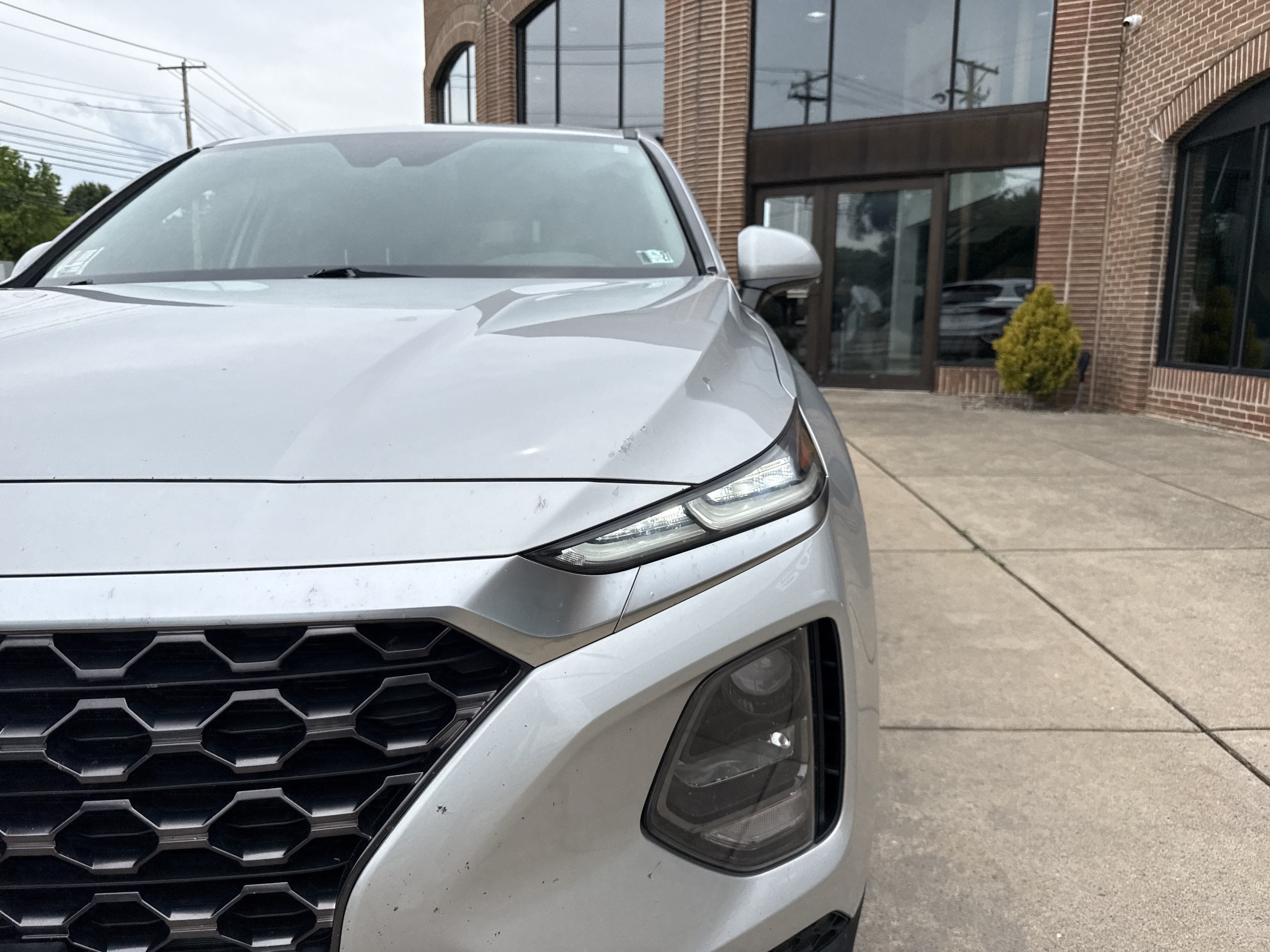 2019 Hyundai SANTA FE SE