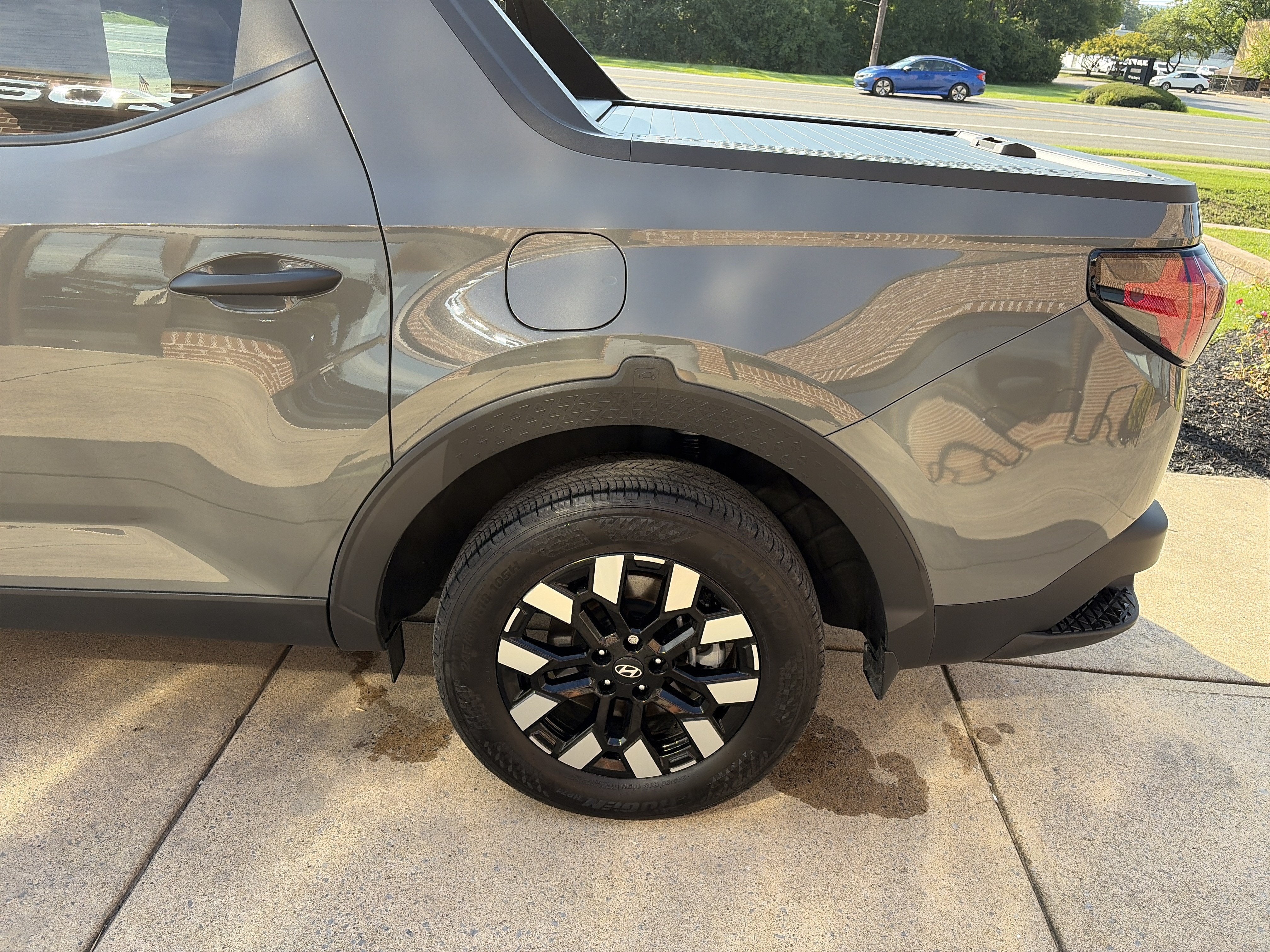2025 Hyundai SANTA CRUZ SEL Activity