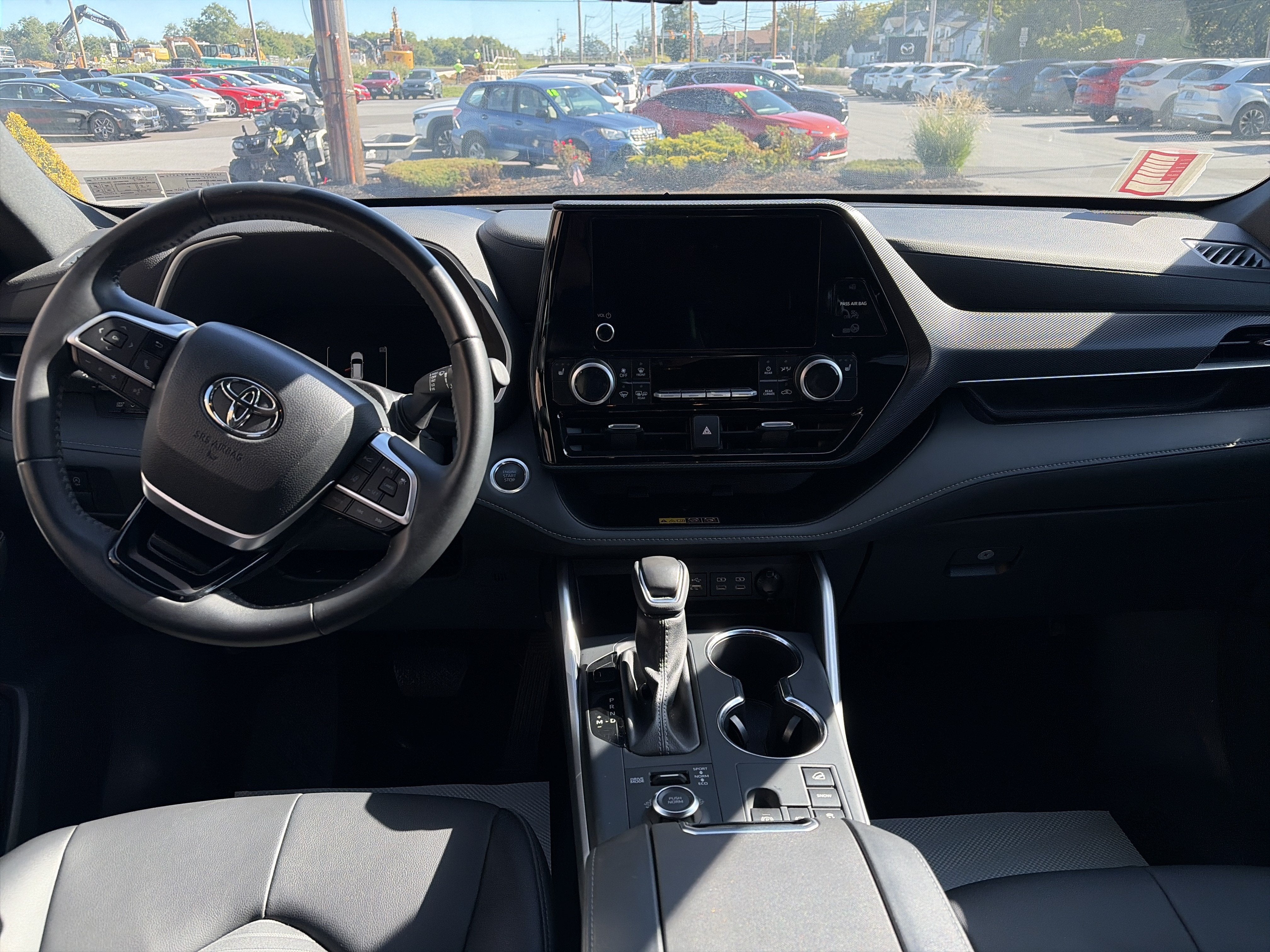 2025 Toyota Highlander XSE