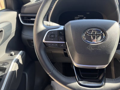 2025 Toyota Highlander XSE