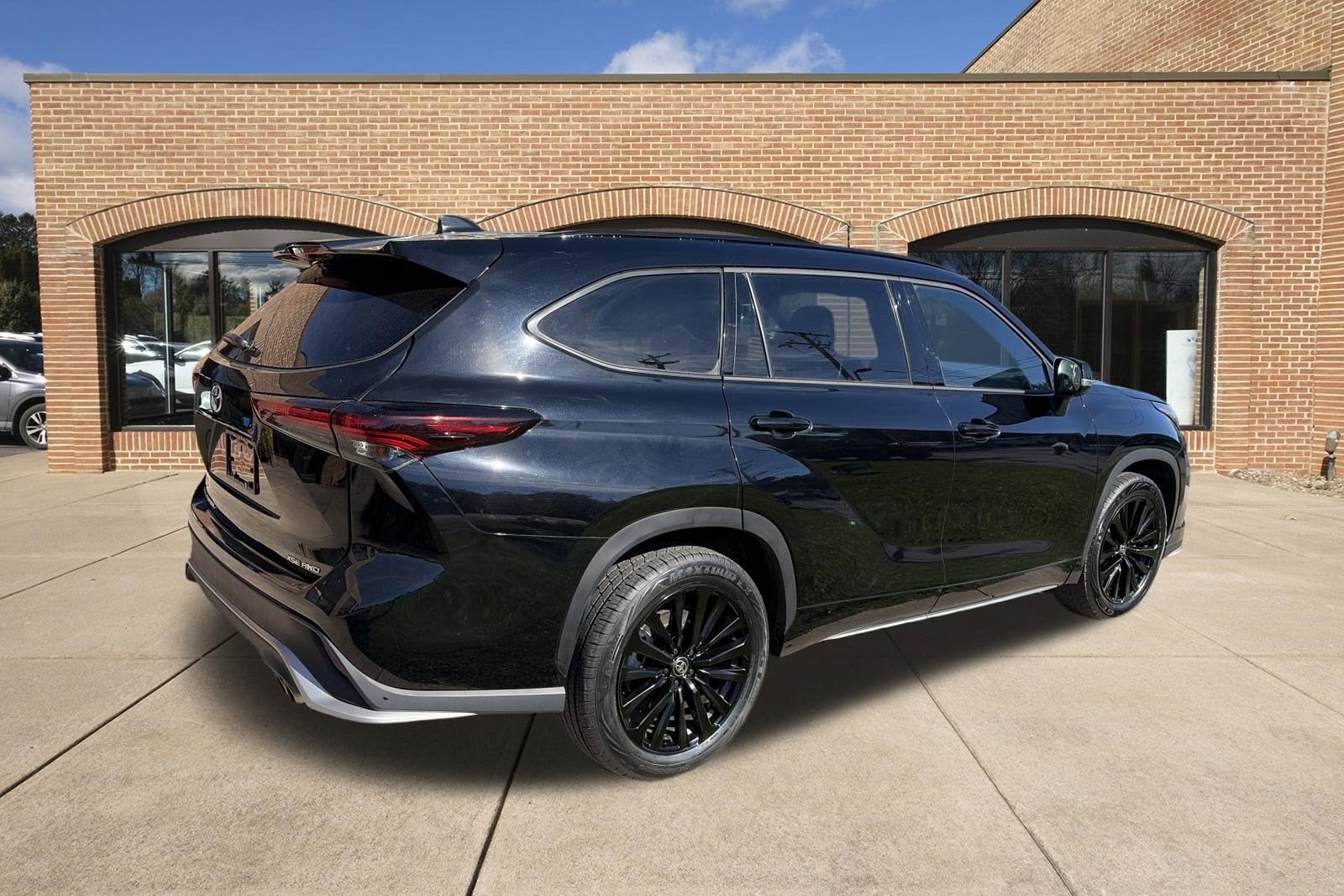 2025 Toyota Highlander XSE