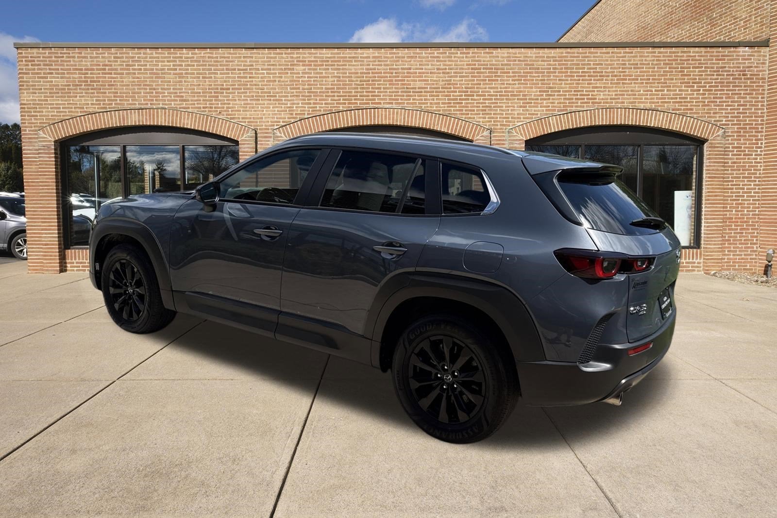 2025 Mazda Mazda CX-50 2.5 S Preferred Package