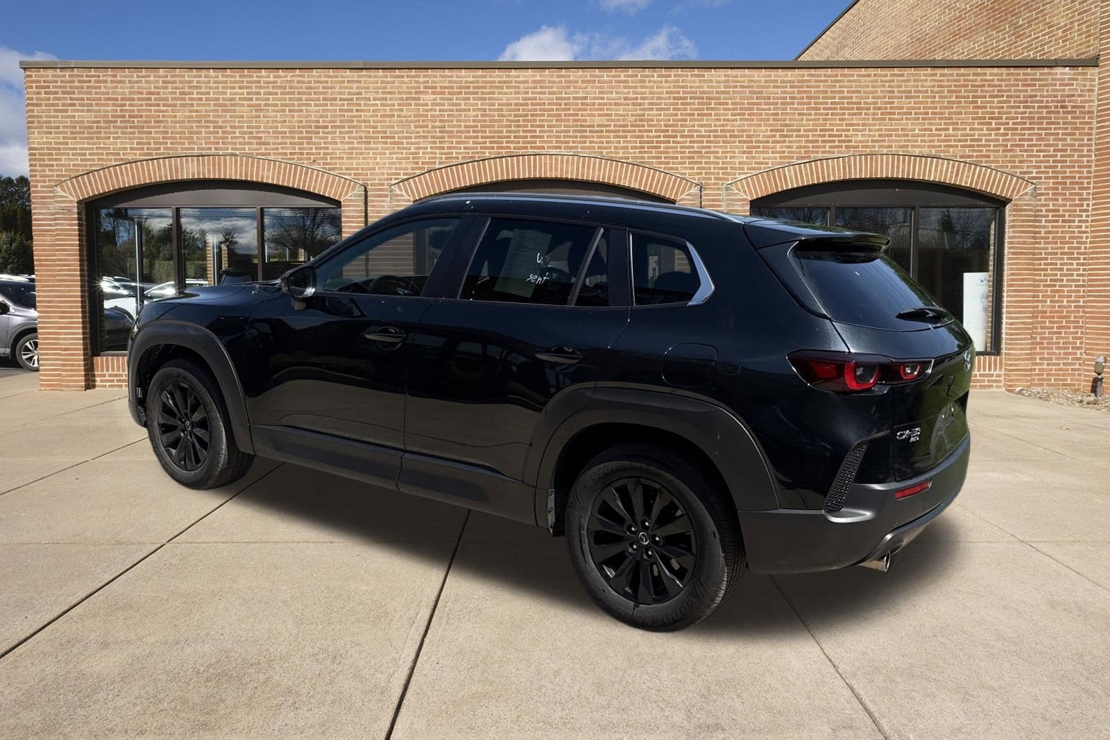 2025 Mazda Mazda CX-50 2.5 S Preferred Package