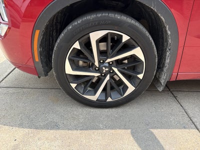 2023 Mitsubishi Outlander SEL
