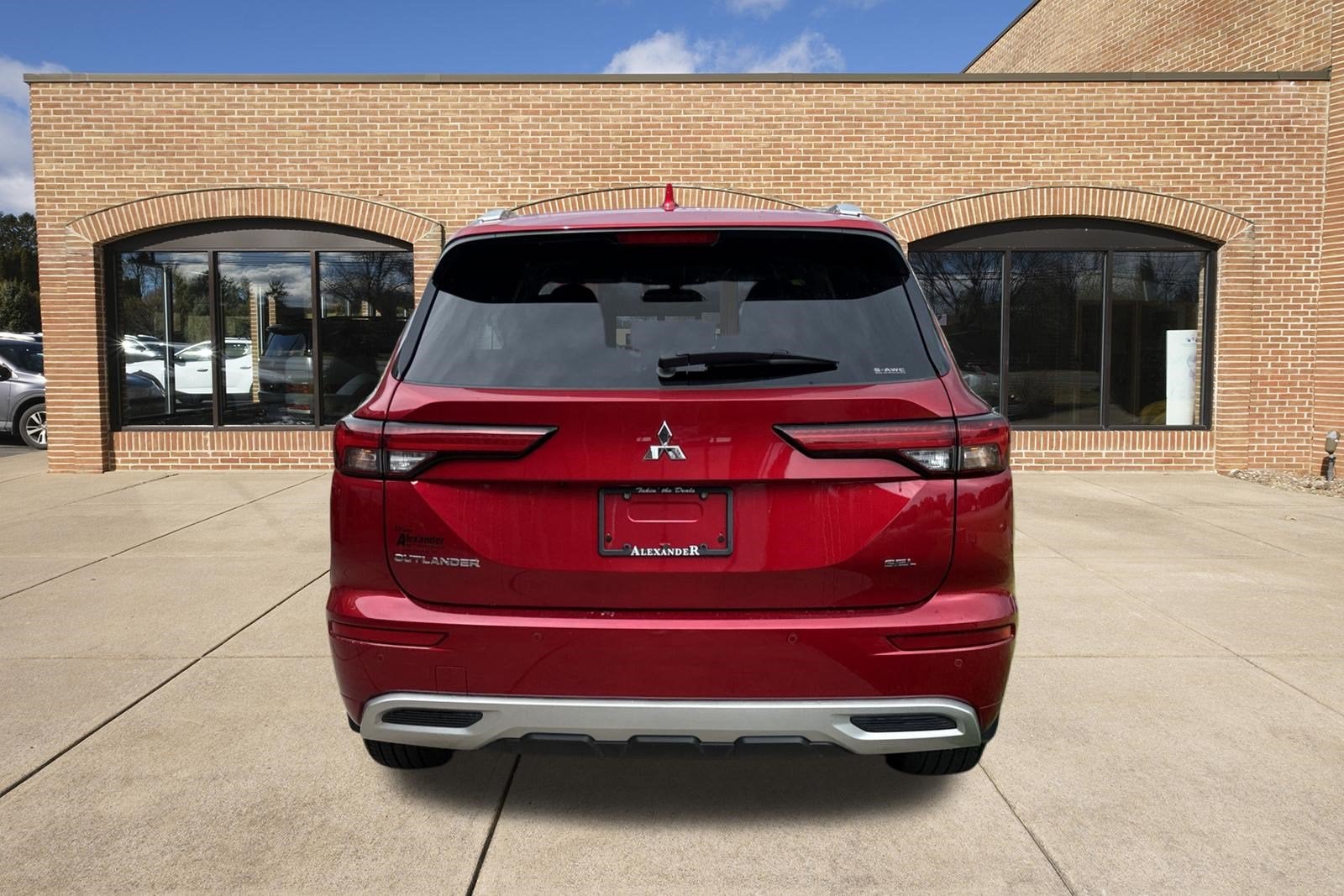 2023 Mitsubishi Outlander SEL