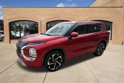 2023 Mitsubishi Outlander SEL