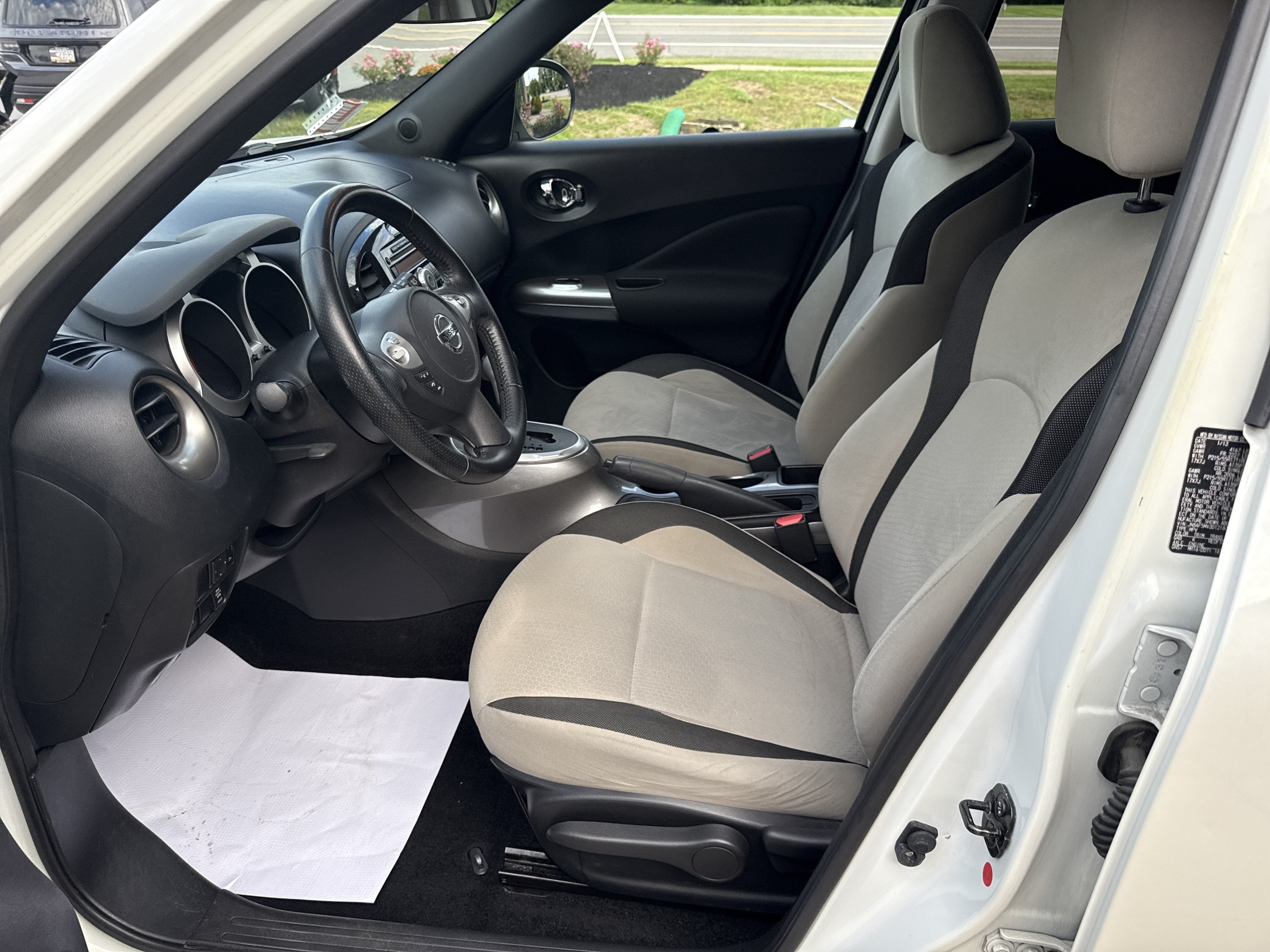 2013 Nissan JUKE SV