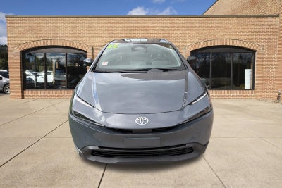 2025 Toyota Prius LE