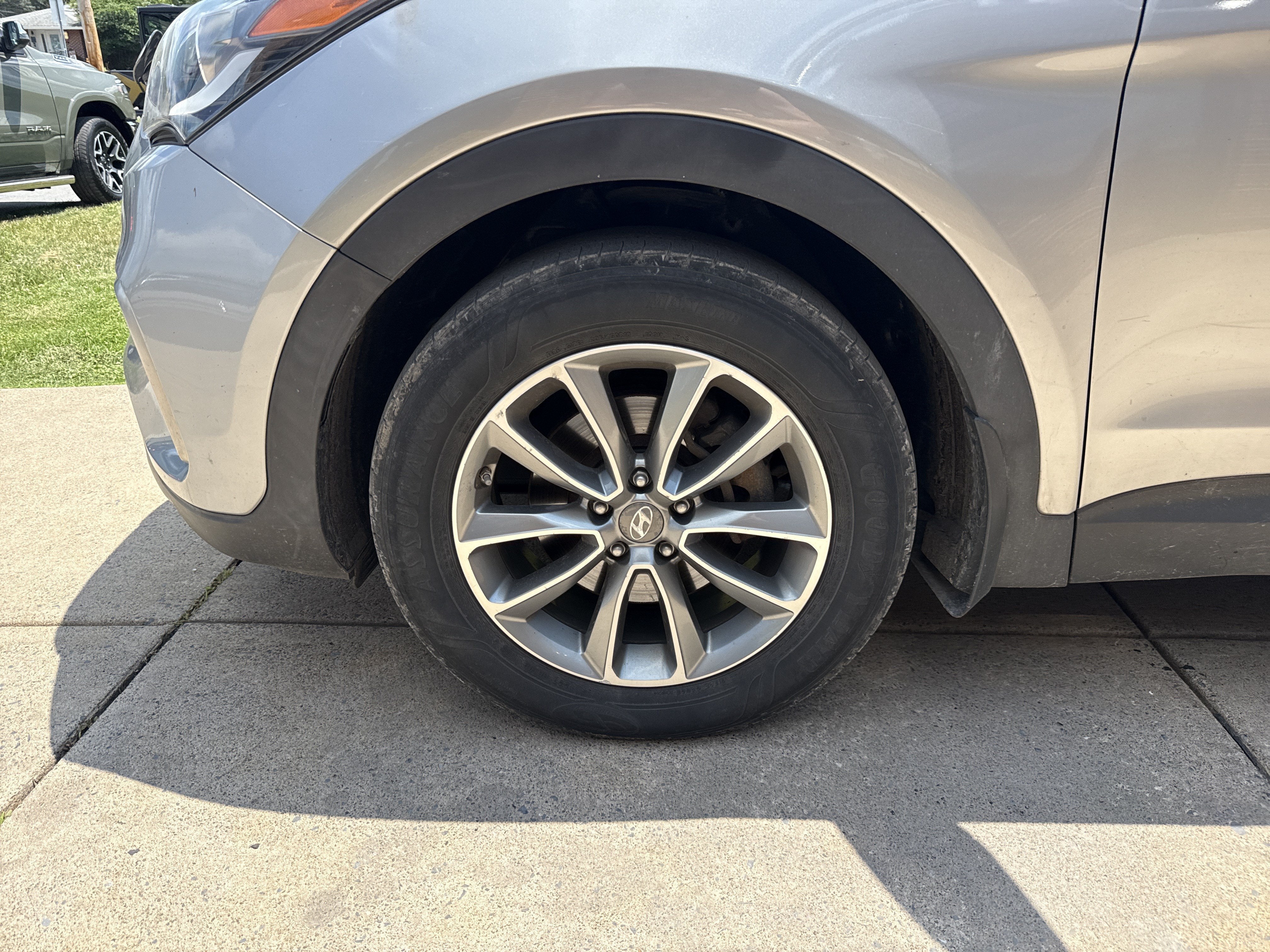 2018 Hyundai SANTA FE SE
