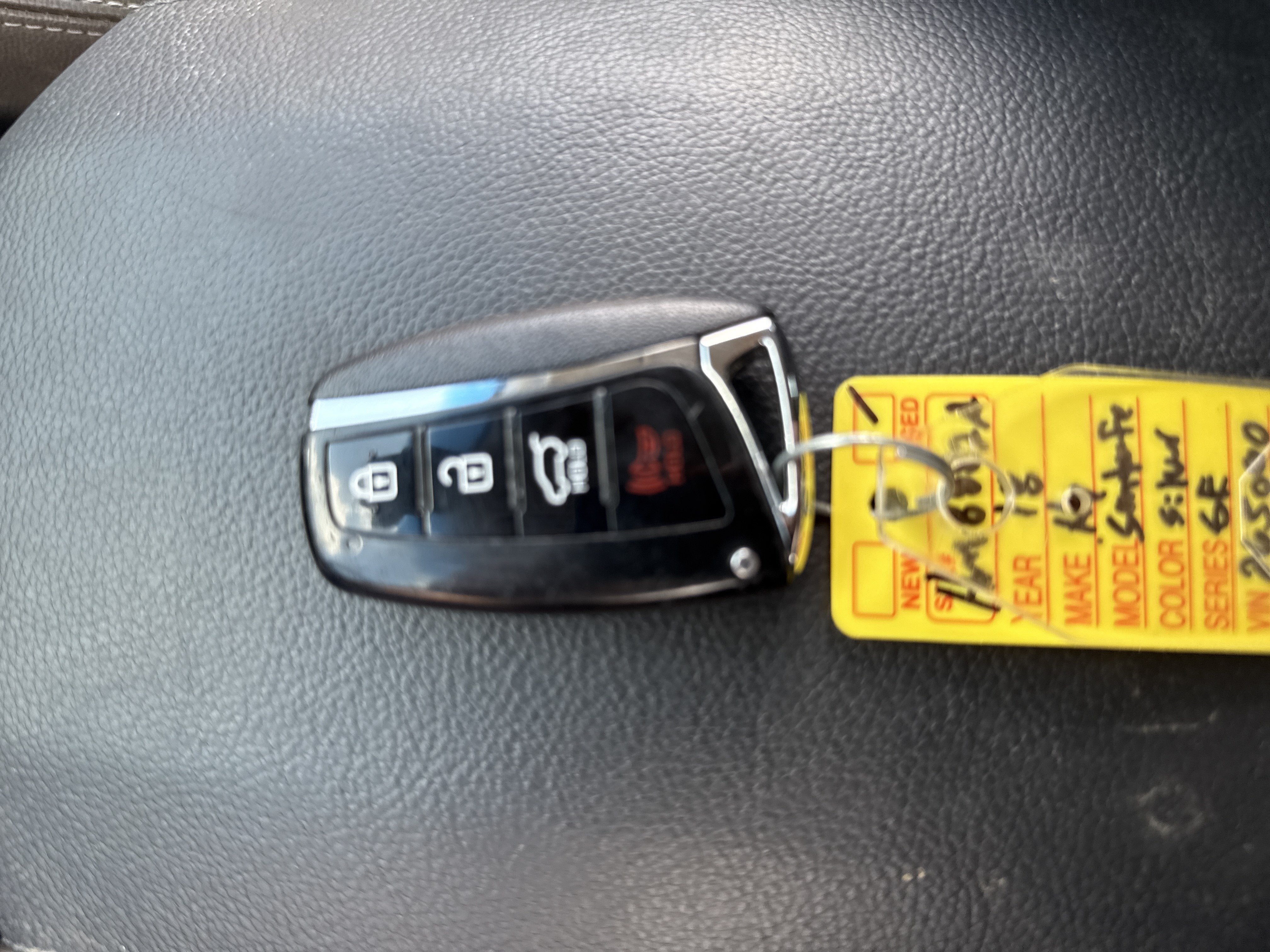2018 Hyundai SANTA FE SE