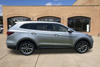2018 Hyundai SANTA FE SE