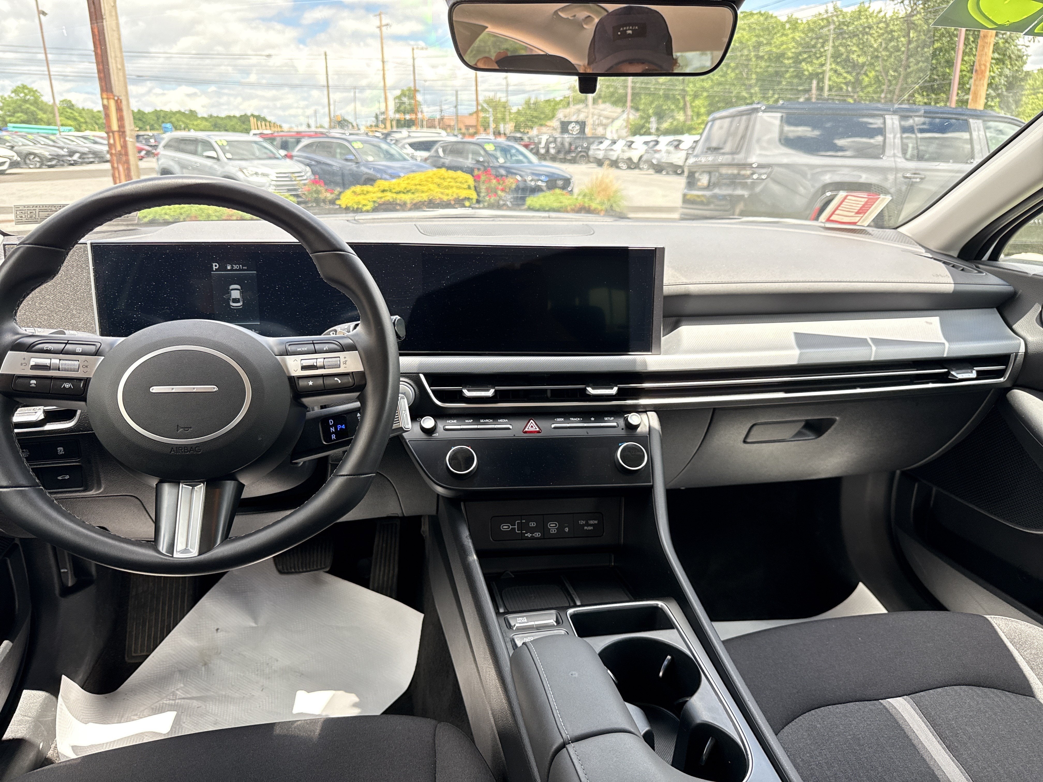 2025 Hyundai SONATA HYBRID SEL