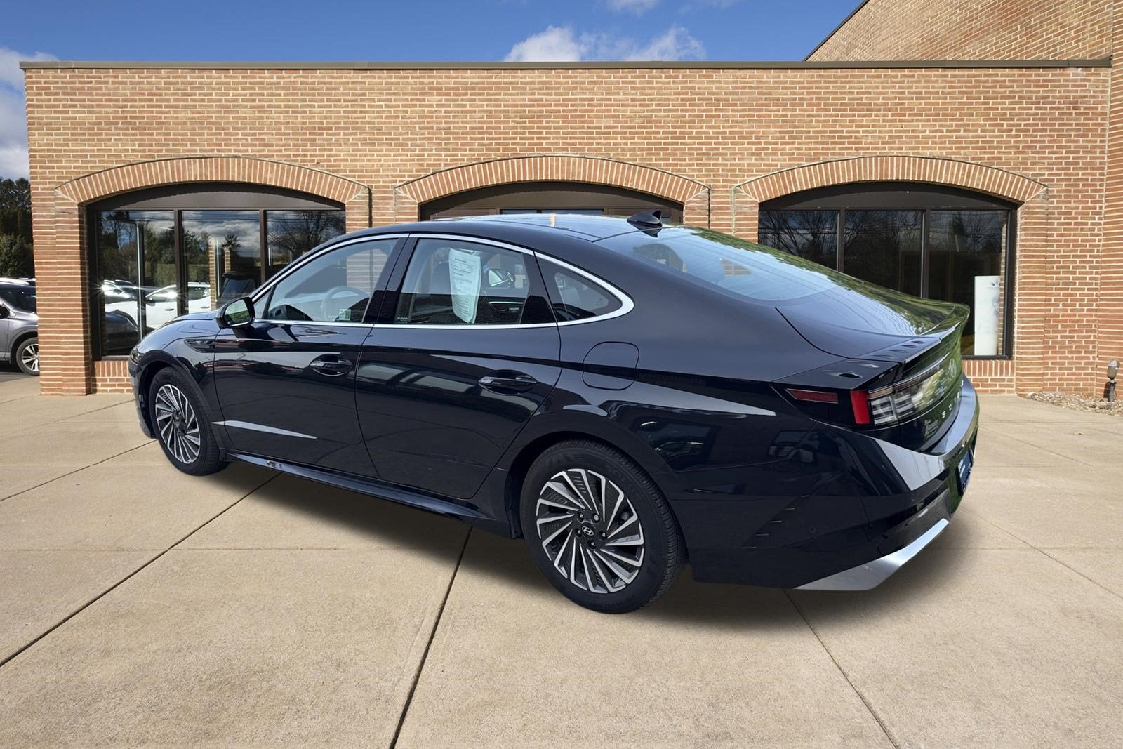 2025 Hyundai Sonata Hybrid Limited - Photo 6