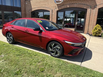 2025 Hyundai ELANTRA SEL Sport