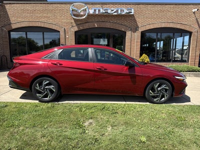 2025 Hyundai ELANTRA SEL Sport