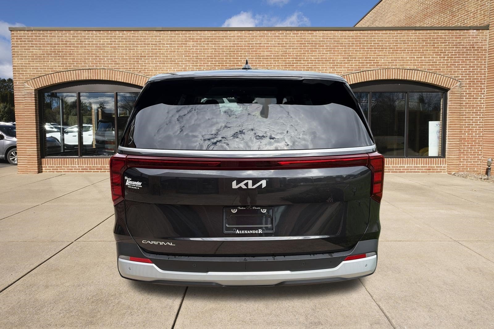 2026 Kia Carnival LXS