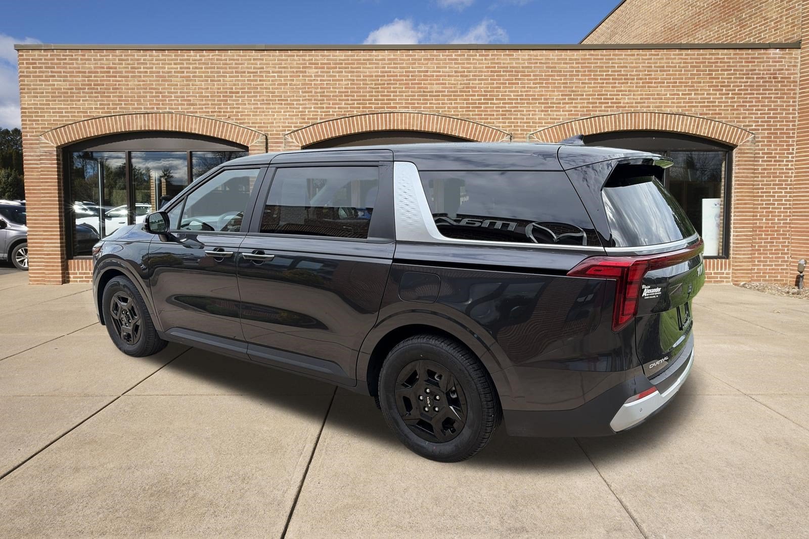 2026 Kia Carnival LXS