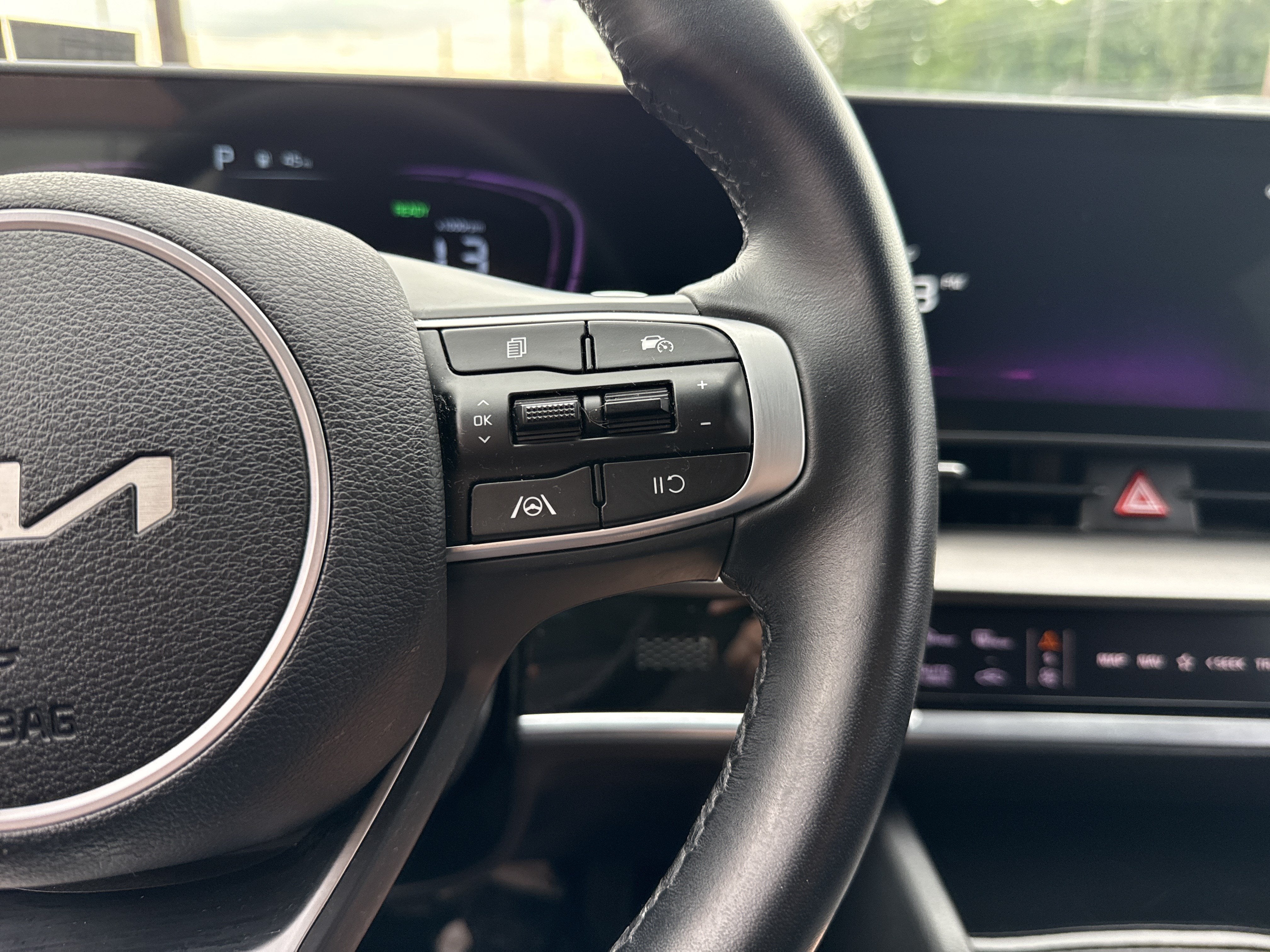 2025 Kia Sportage Hybrid EX