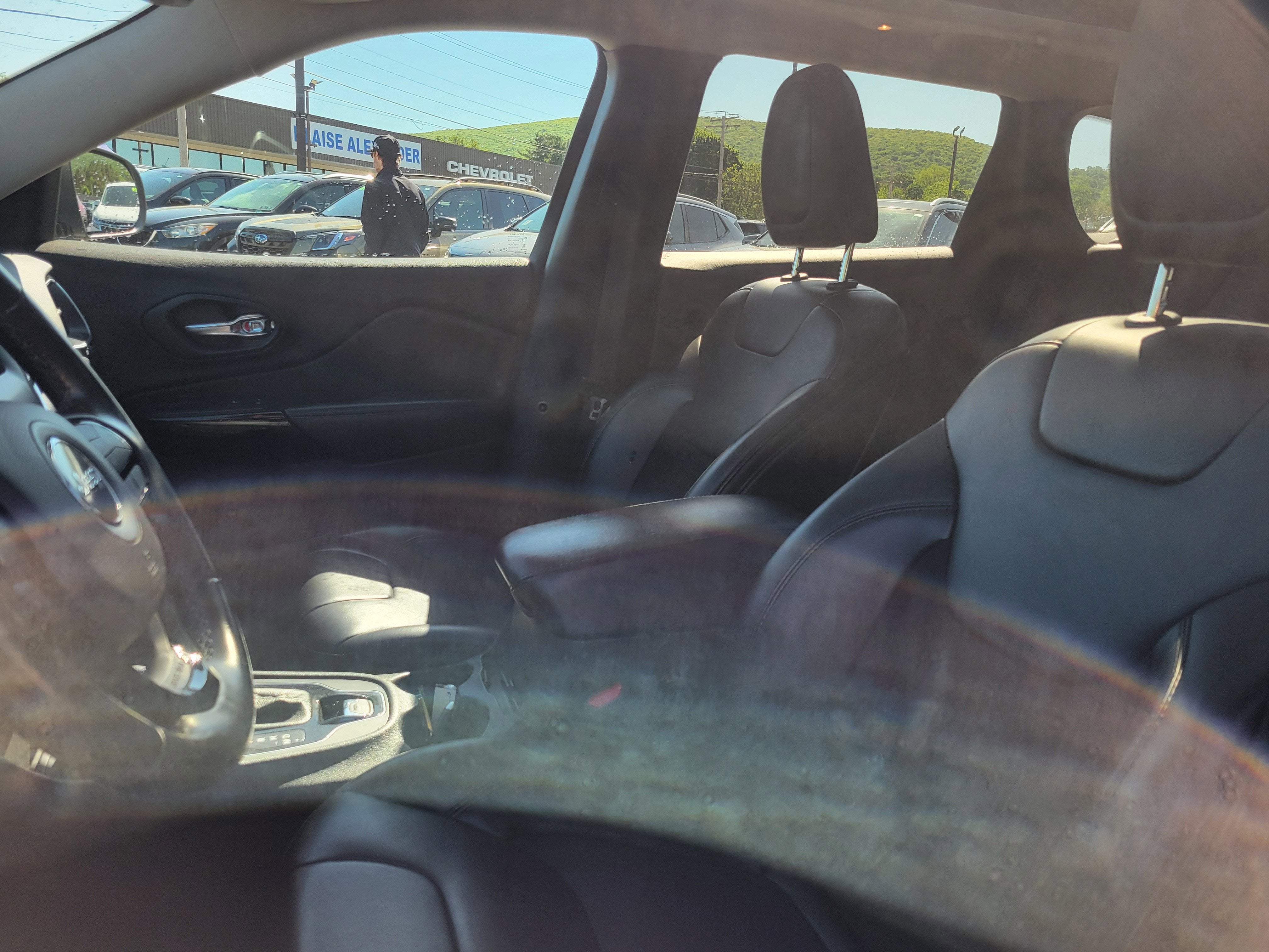 2020 Jeep Cherokee Altitude