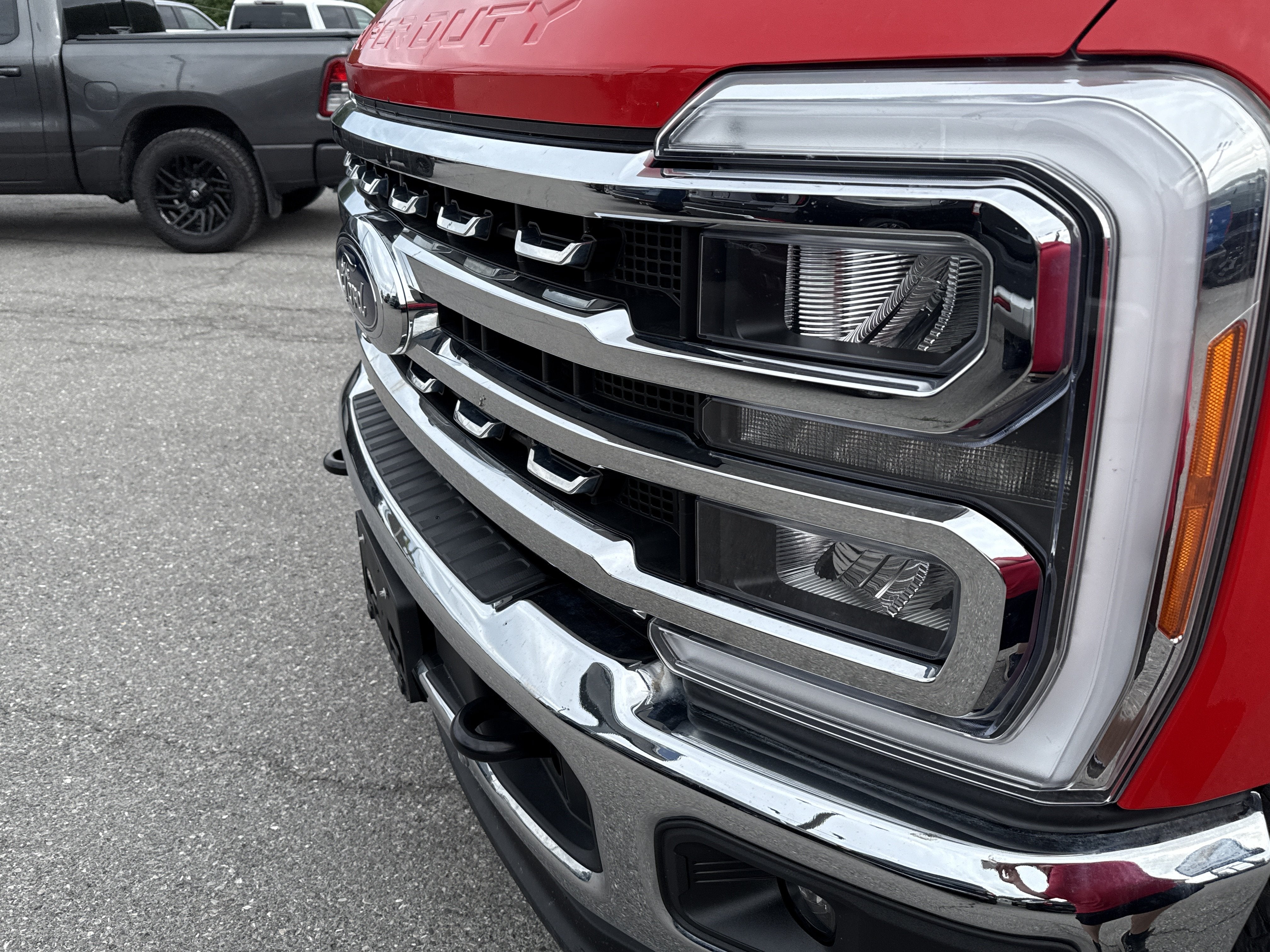 2023 Ford Super Duty F-350 SRW LARIAT