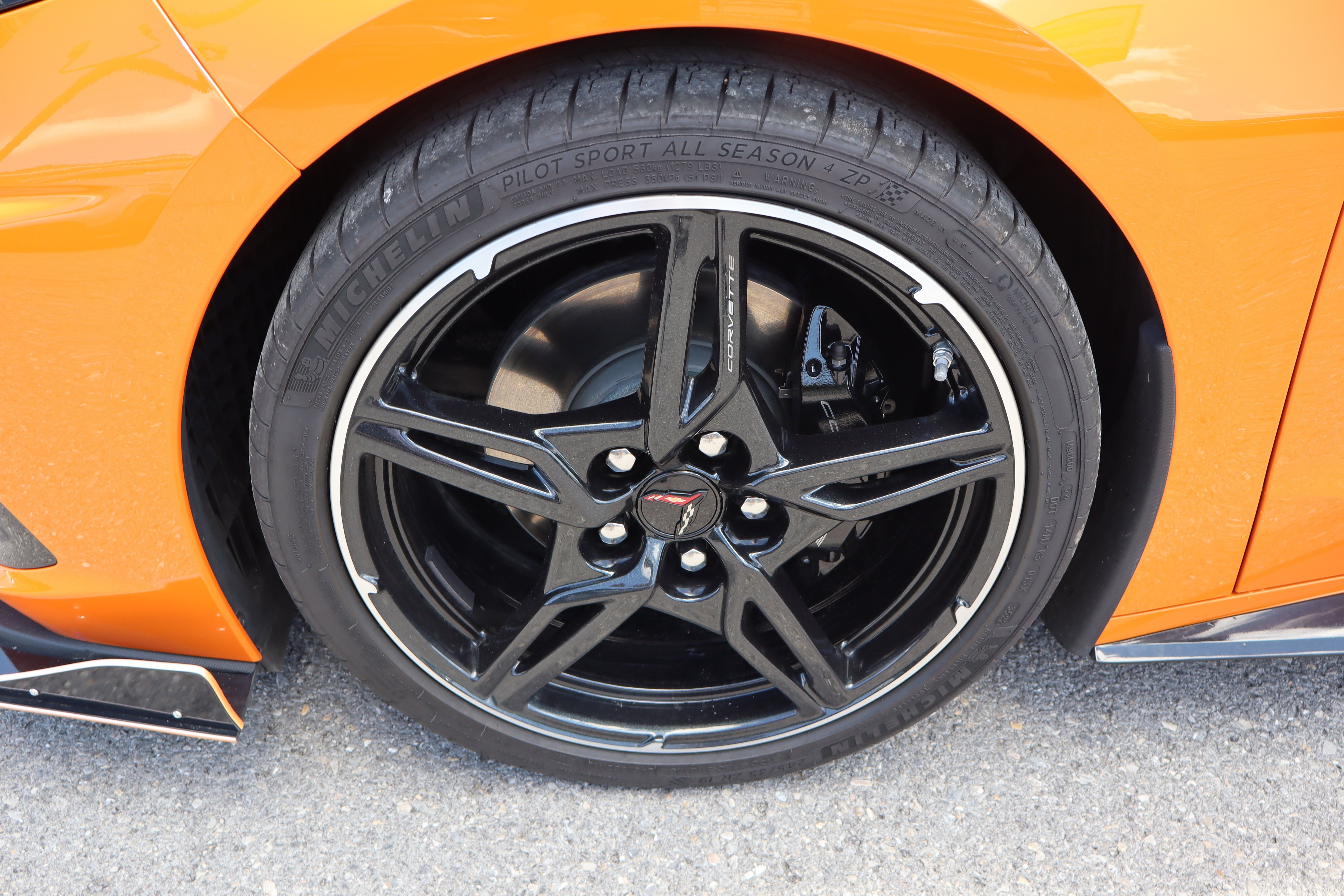 2023 Chevrolet Corvette 2LT