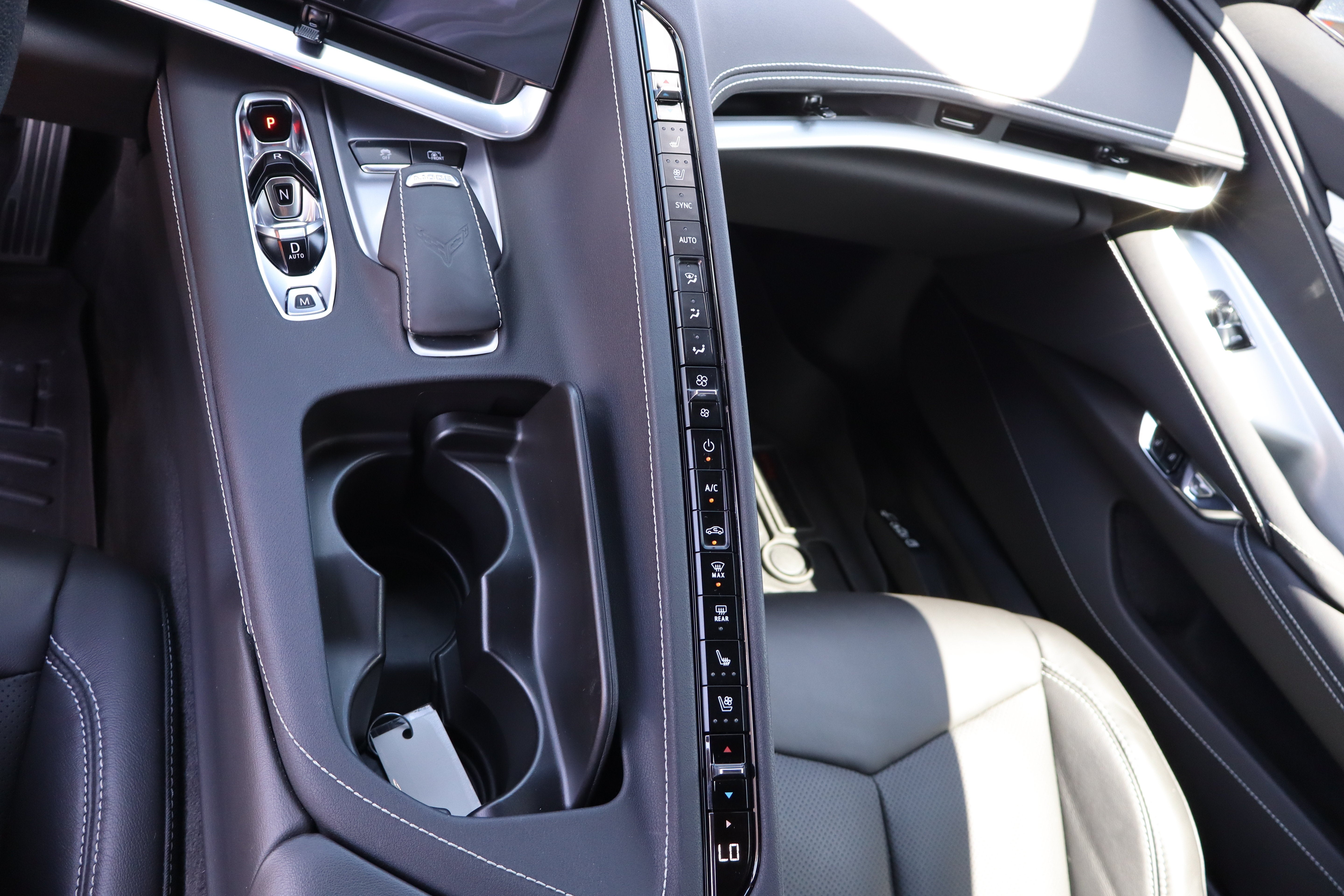 2023 Chevrolet Corvette 2LT