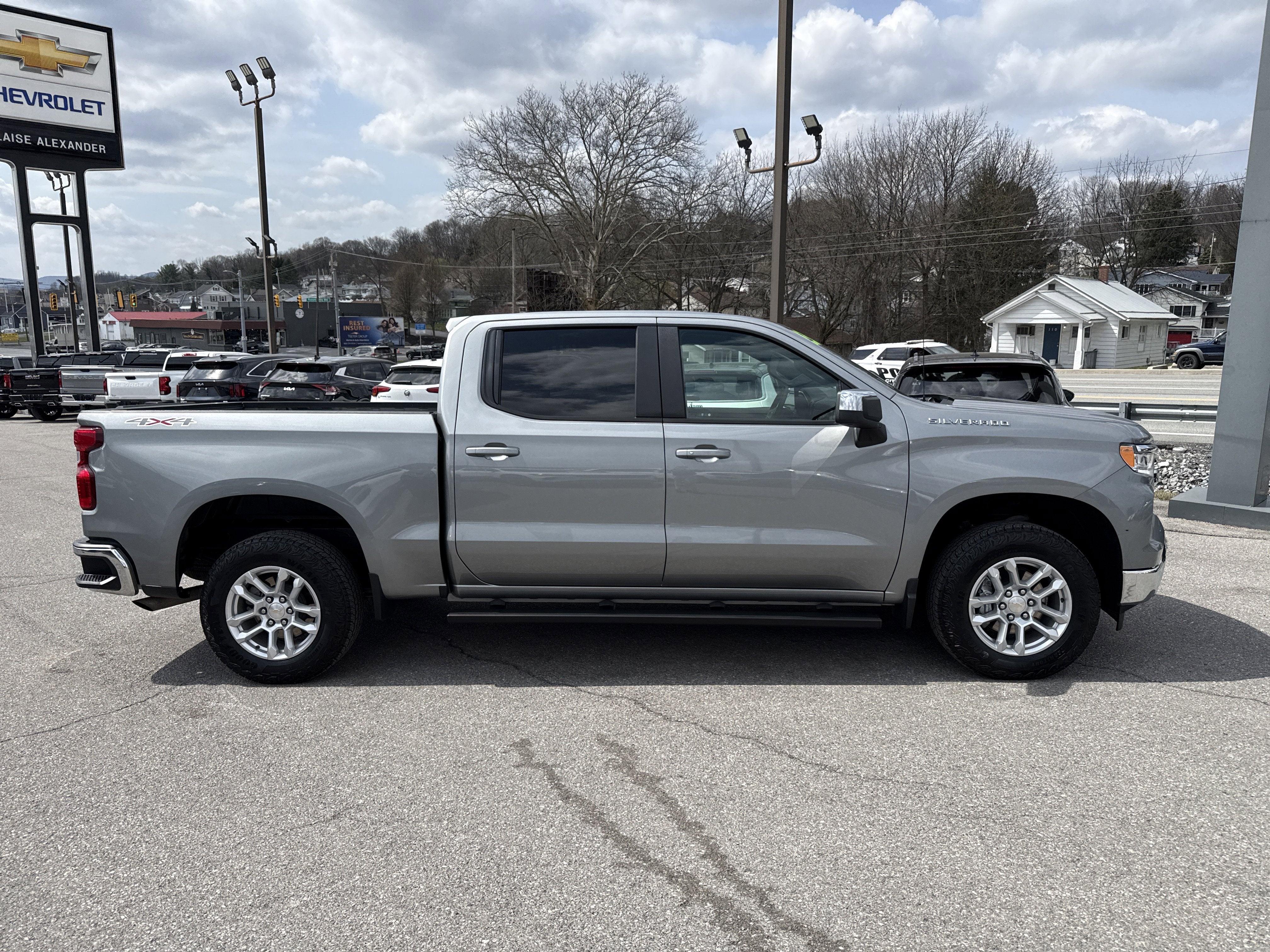 2023 Chevrolet Silverado 1500 LT