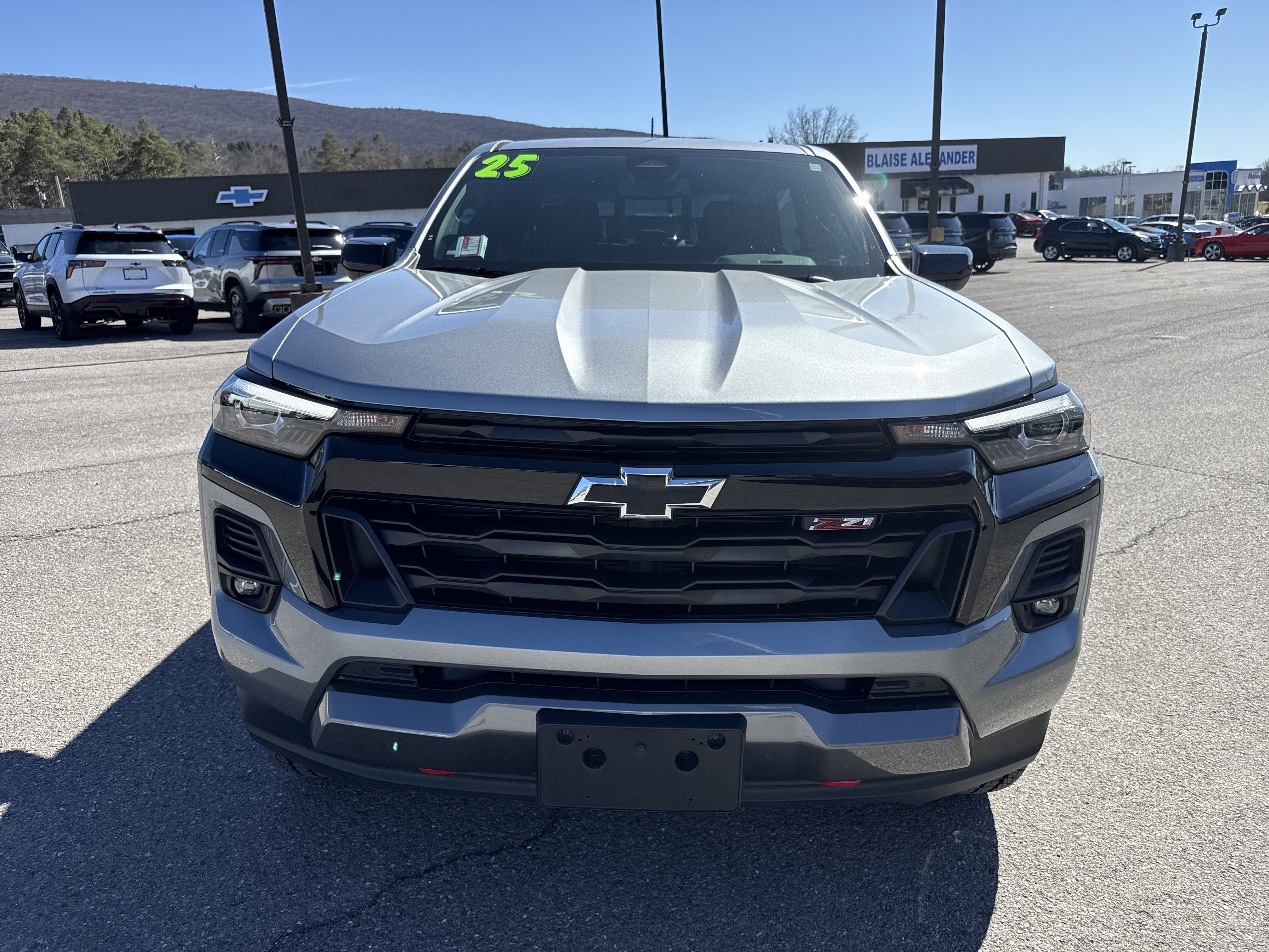 2025 Chevrolet Colorado 4WD Z71