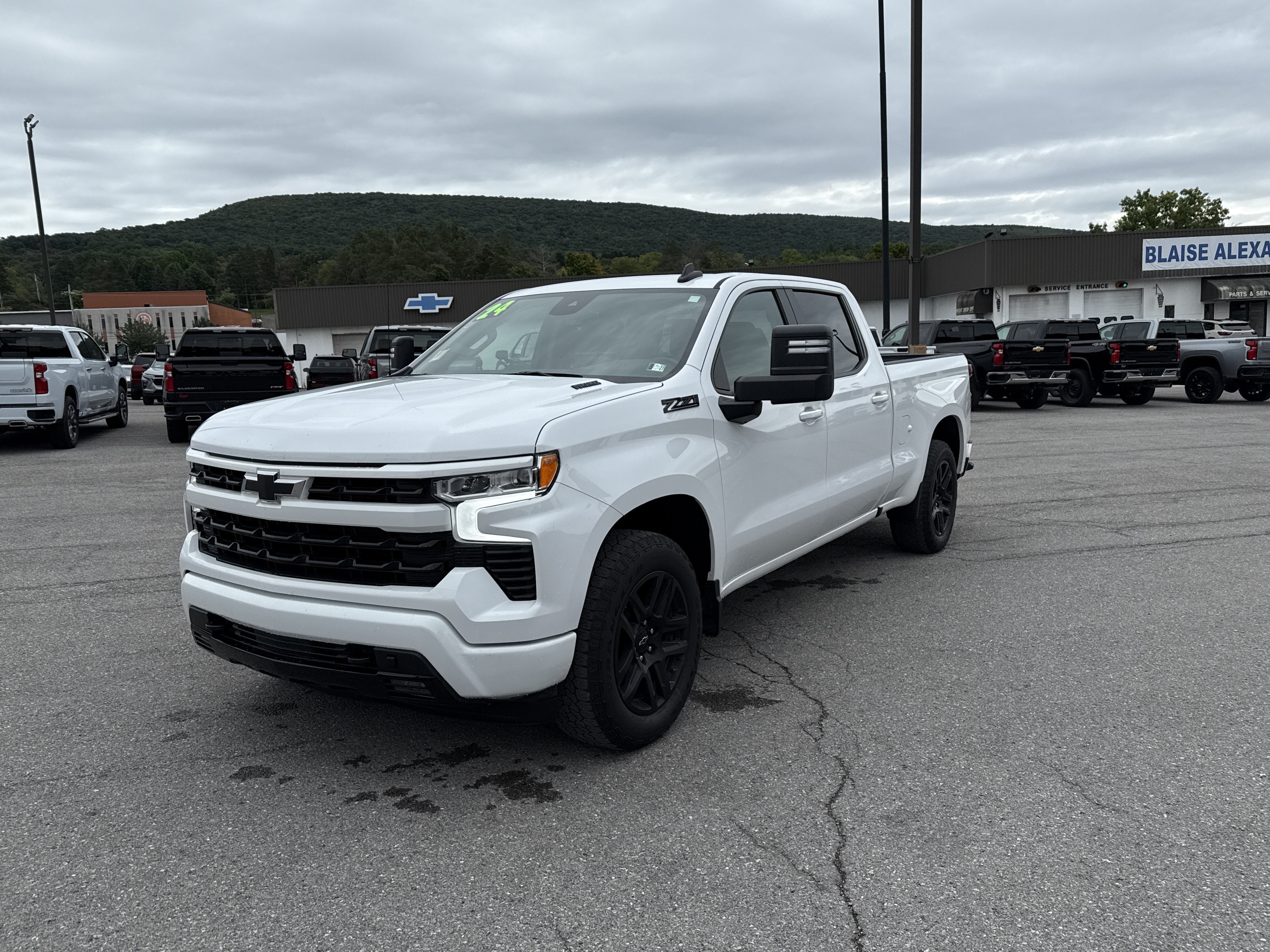 2024 Chevrolet Silverado 1500 RST