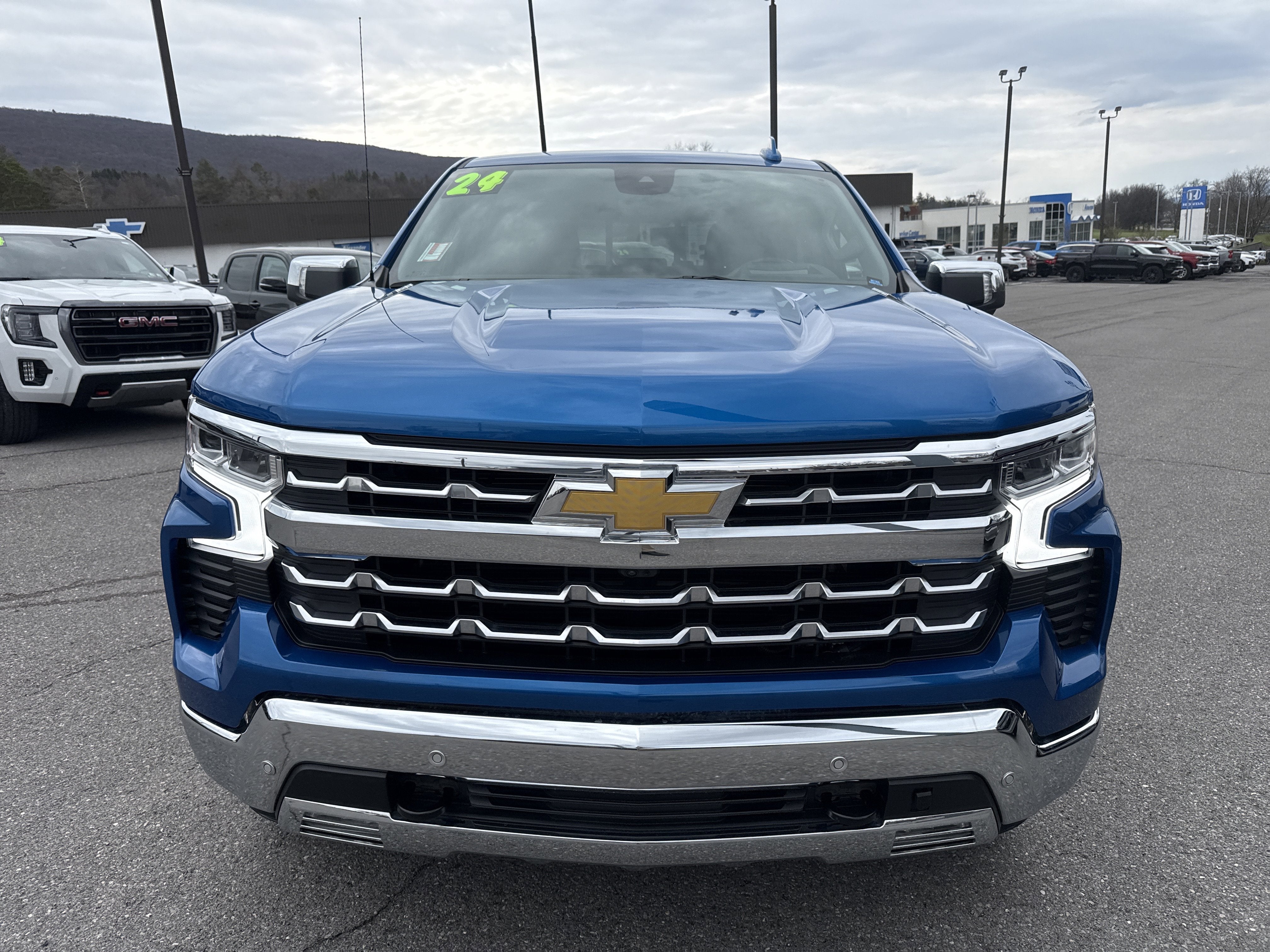 2024 Chevrolet Silverado 1500 LTZ