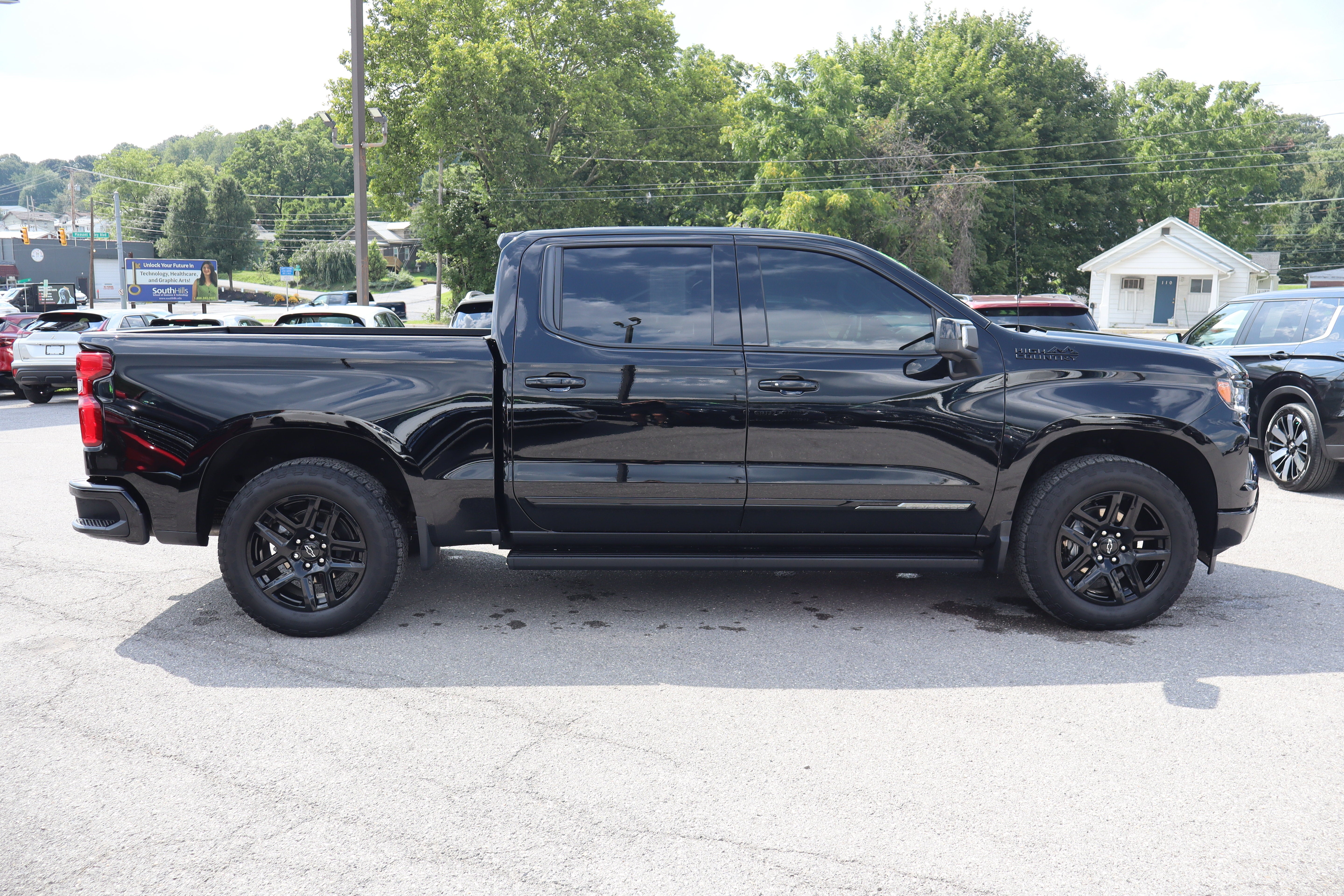 2025 Chevrolet Silverado 1500 High Country