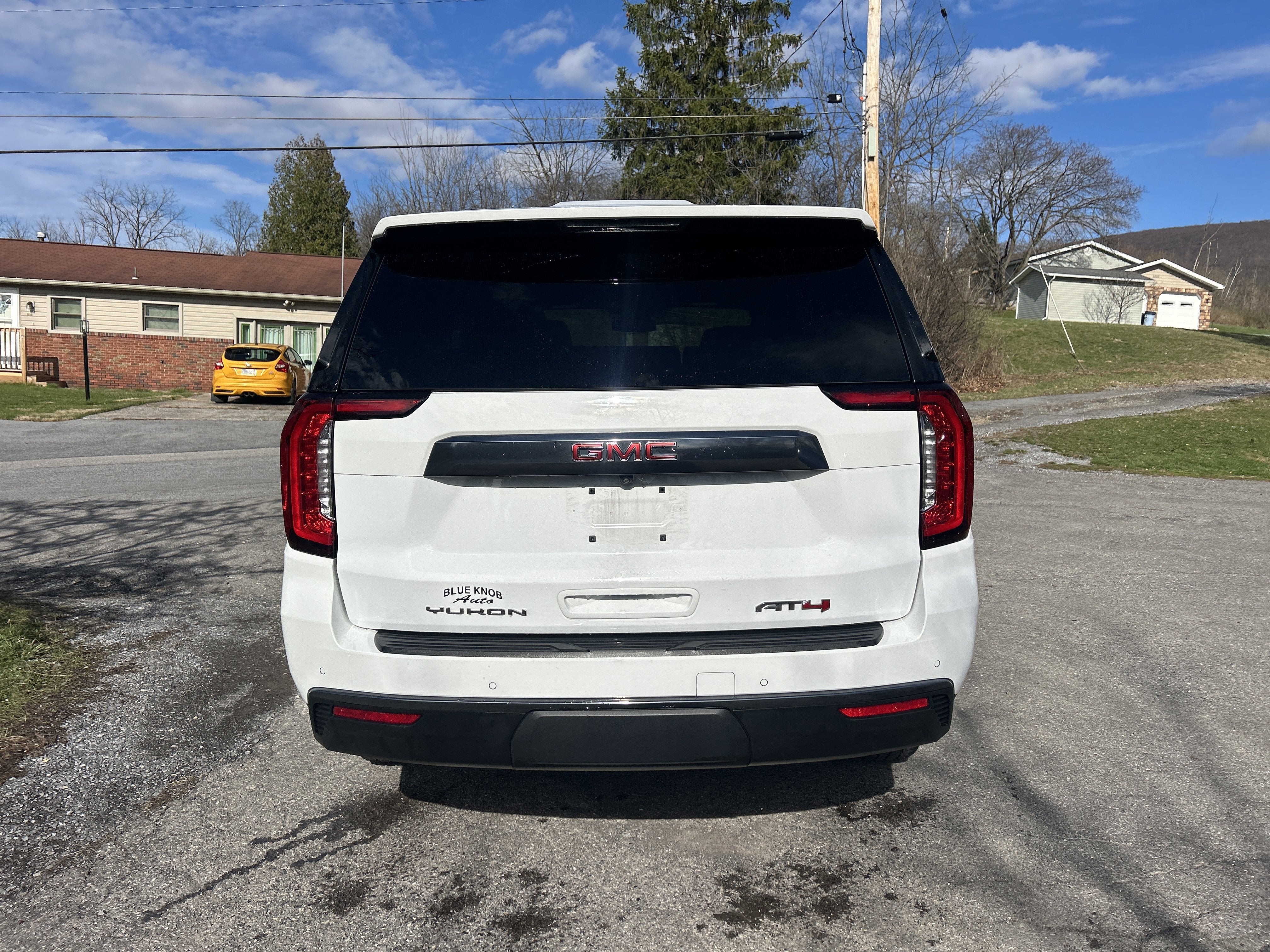 2024 GMC Yukon AT4